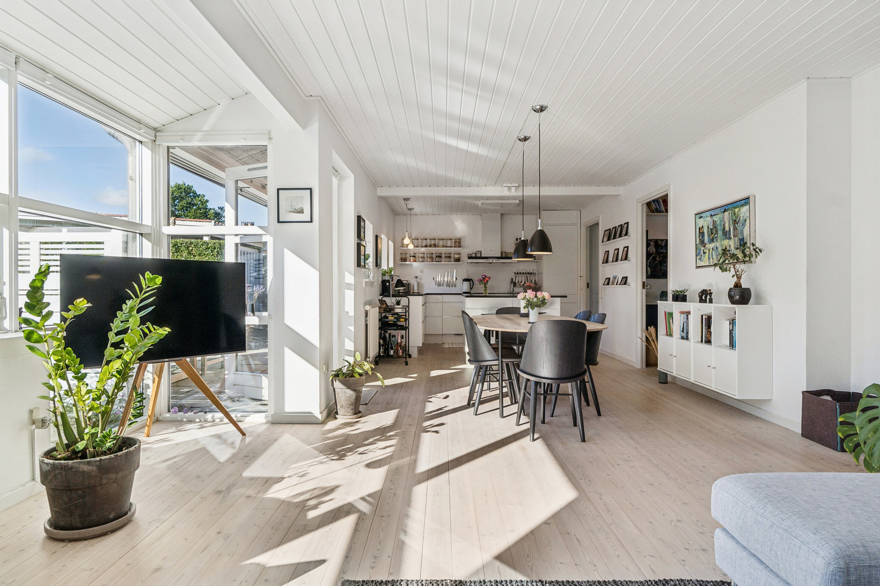 Fremhævet stue billede i fuldskærmstilstand. Billede af Skovhusvej 9, 4300 Holbæk