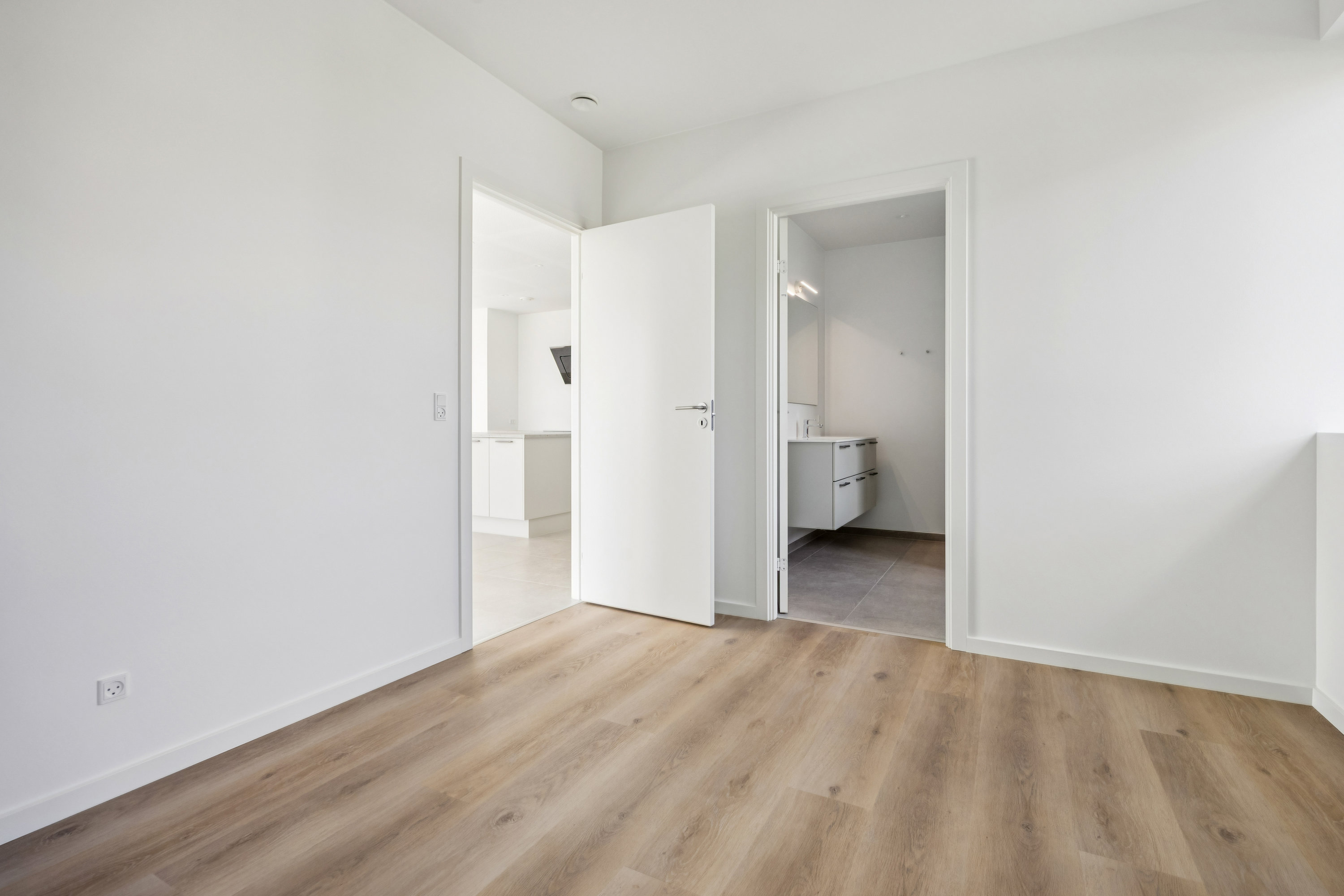 Fremhævet værelse billede i fuldskærmstilstand. Billede af Solhvervs Alle 25, 9440 Aabybro