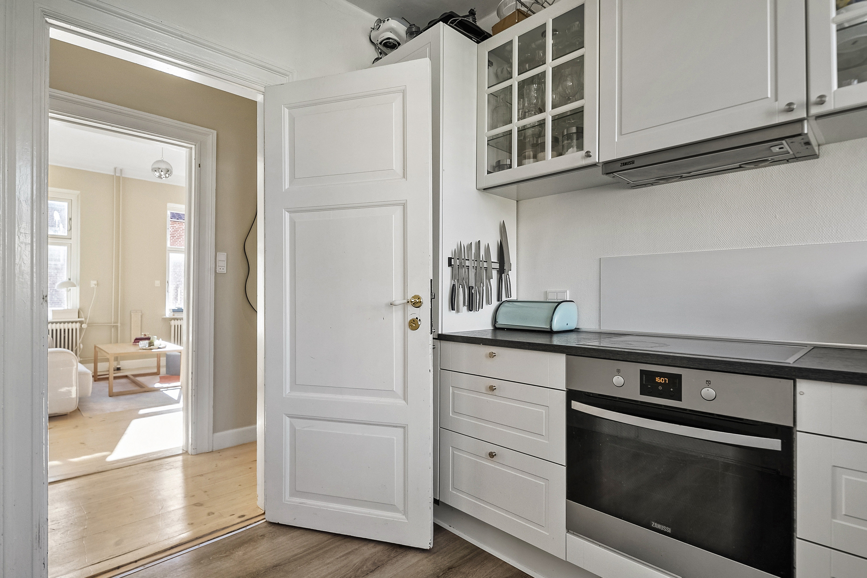 Fremhævet køkken billede i fuldskærmstilstand. Billede af Niels Juels Gade 16, 2. tv., Trøjborg, 8200 Aarhus N