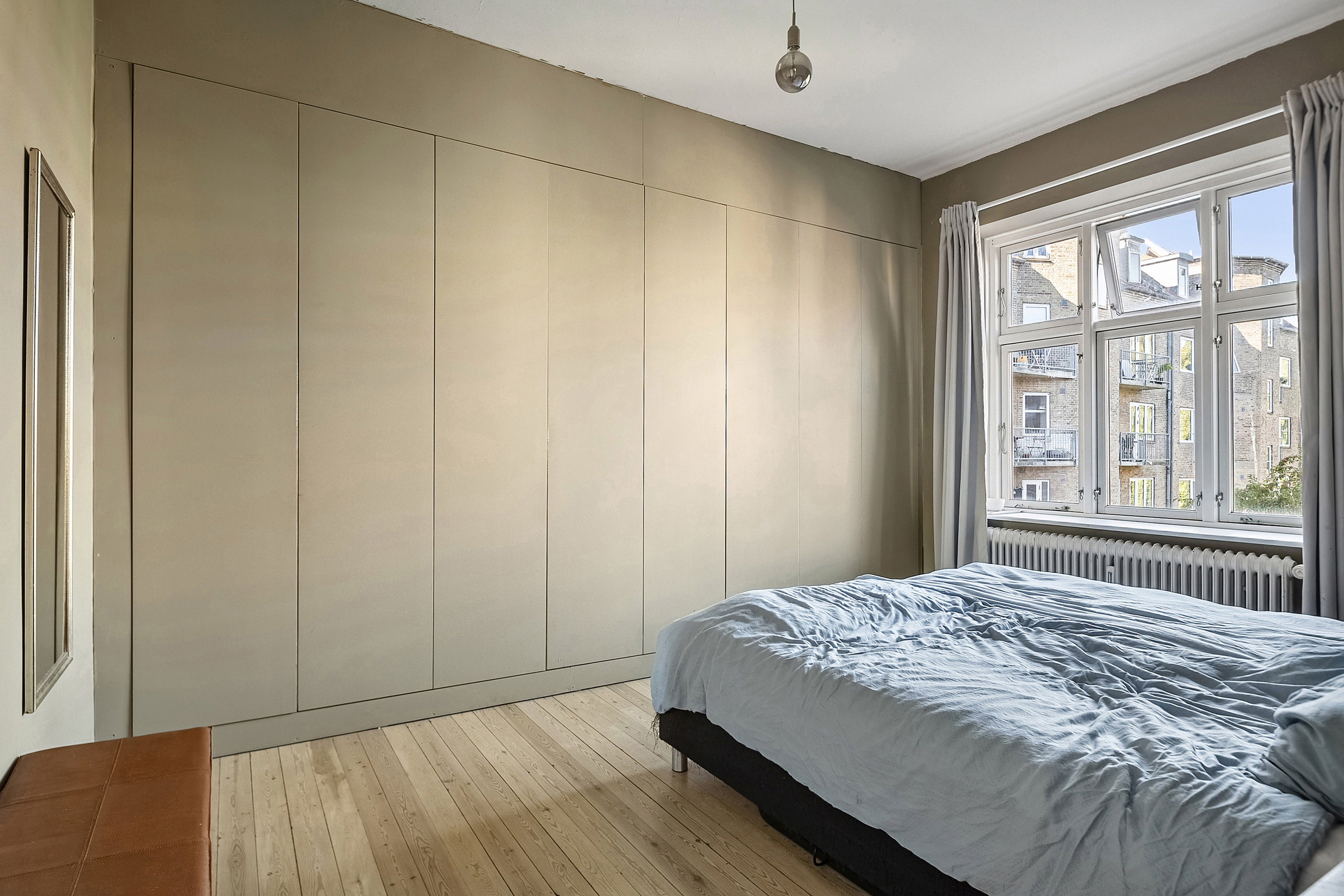 Fremhævet soveværelse billede i fuldskærmstilstand. Billede af Niels Juels Gade 16, 2. tv., Trøjborg, 8200 Aarhus N