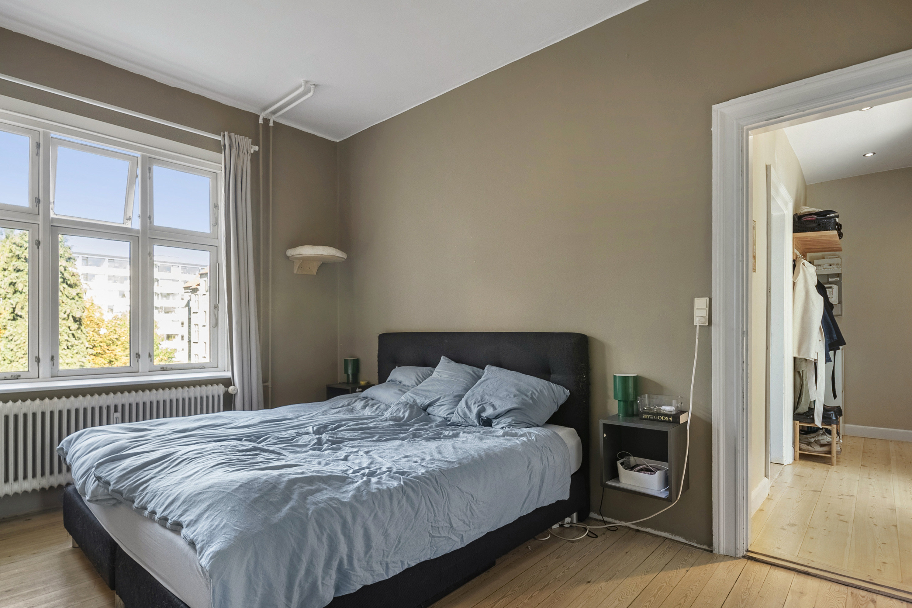 Fremhævet soveværelse billede i fuldskærmstilstand. Billede af Niels Juels Gade 16, 2. tv., Trøjborg, 8200 Aarhus N