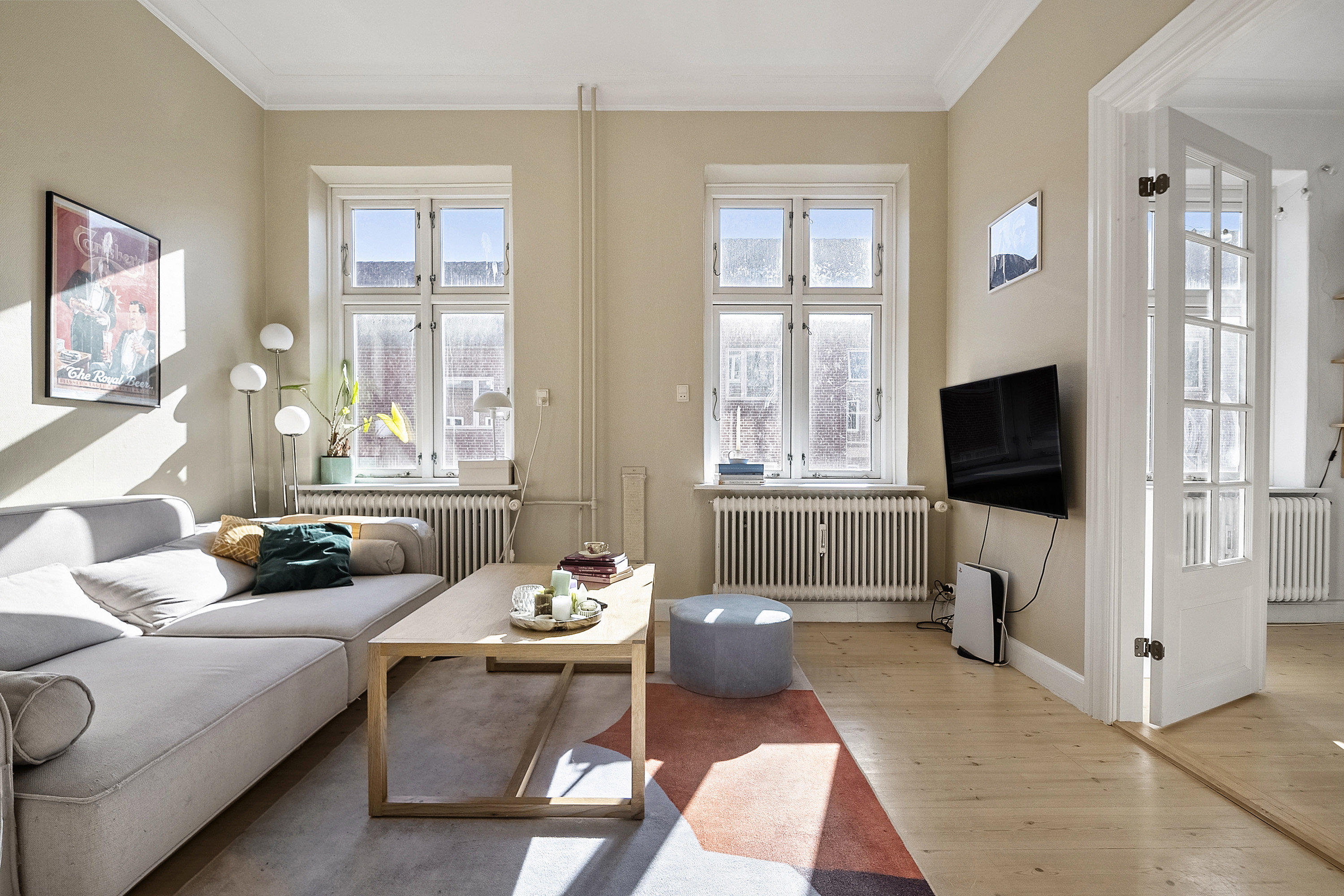 Fremhævet stue billede i fuldskærmstilstand. Billede af Niels Juels Gade 16, 2. tv., Trøjborg, 8200 Aarhus N