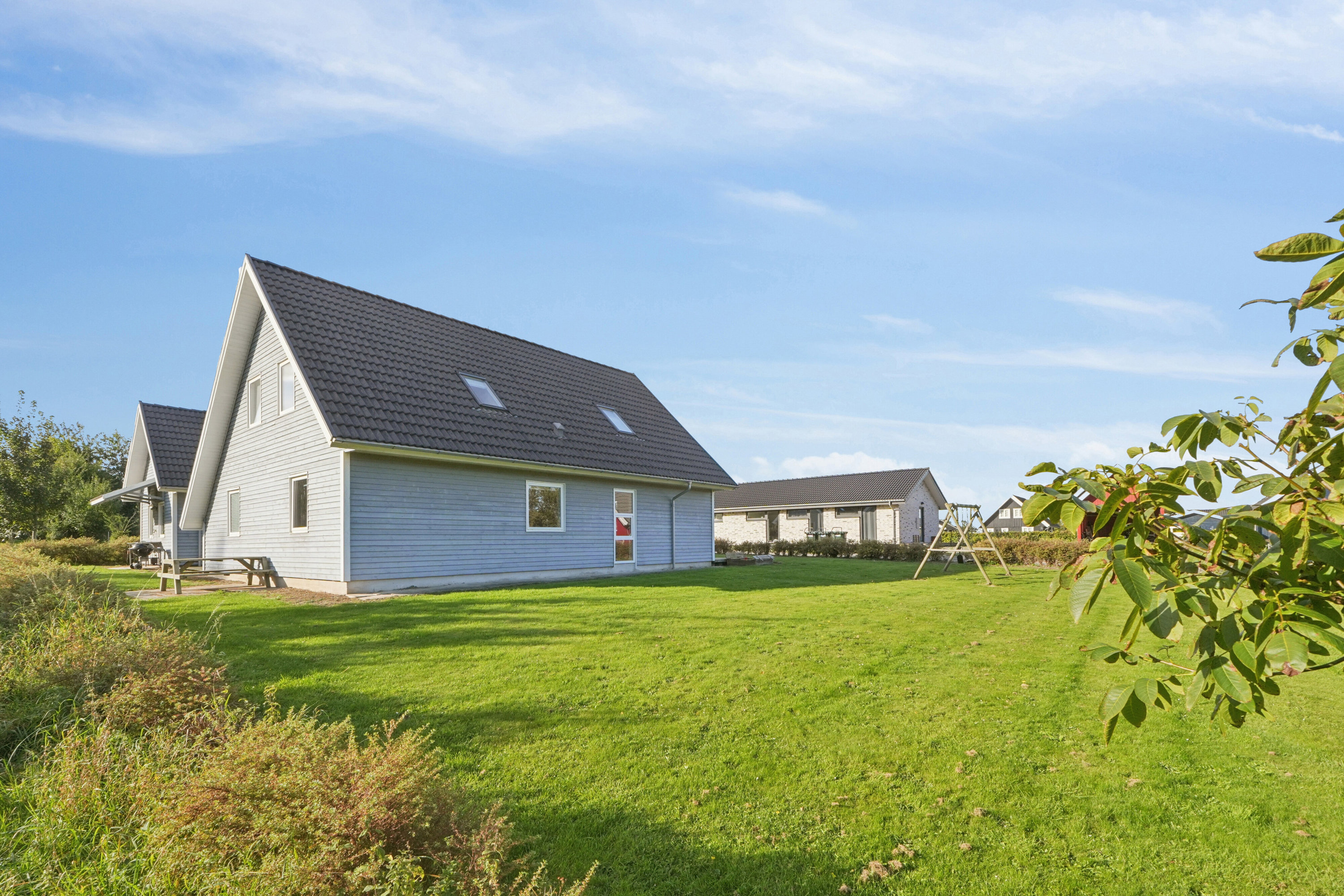 Fremhævet set fra haven billede i fuldskærmstilstand. Billede af Stigtehaven 12, Lohals, 5953 Tranekær