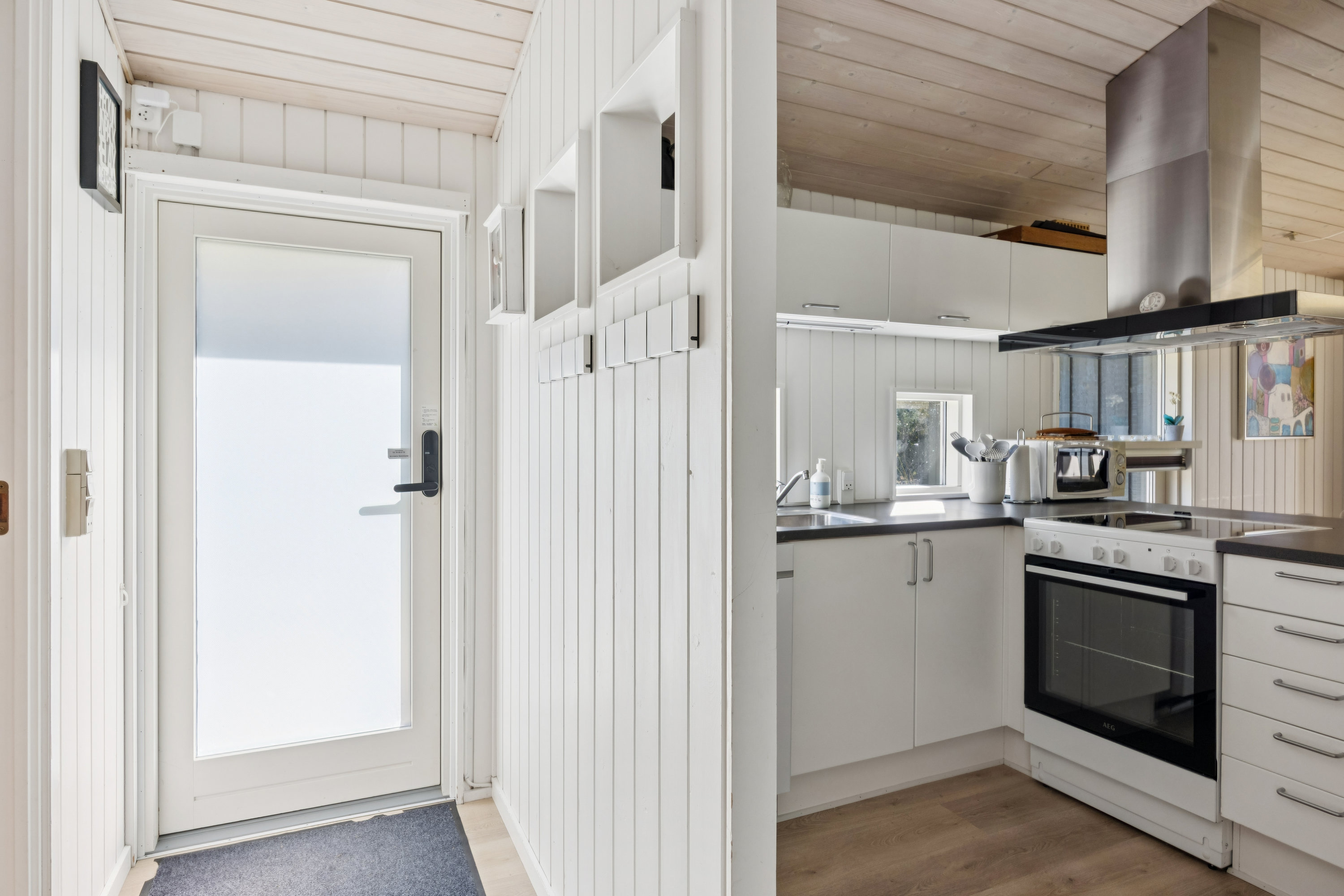 Fremhævet køkken billede i fuldskærmstilstand. Billede af Dittevej 2, Gjerrild, 8500 Grenaa