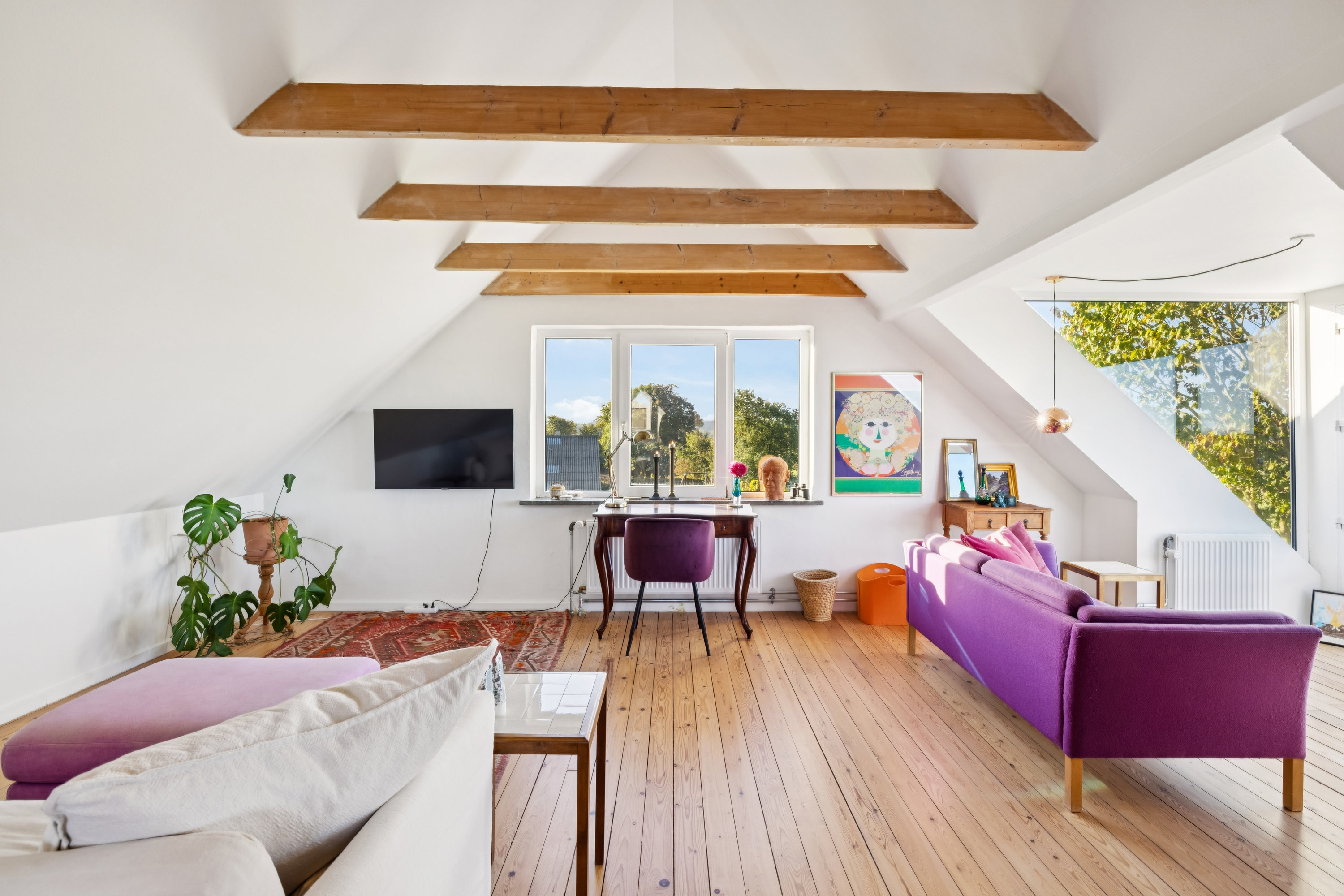 Fremhævet stue billede i fuldskærmstilstand. Billede af Tindbæk Byvej 11, Tindbæk, 8830 Tjele