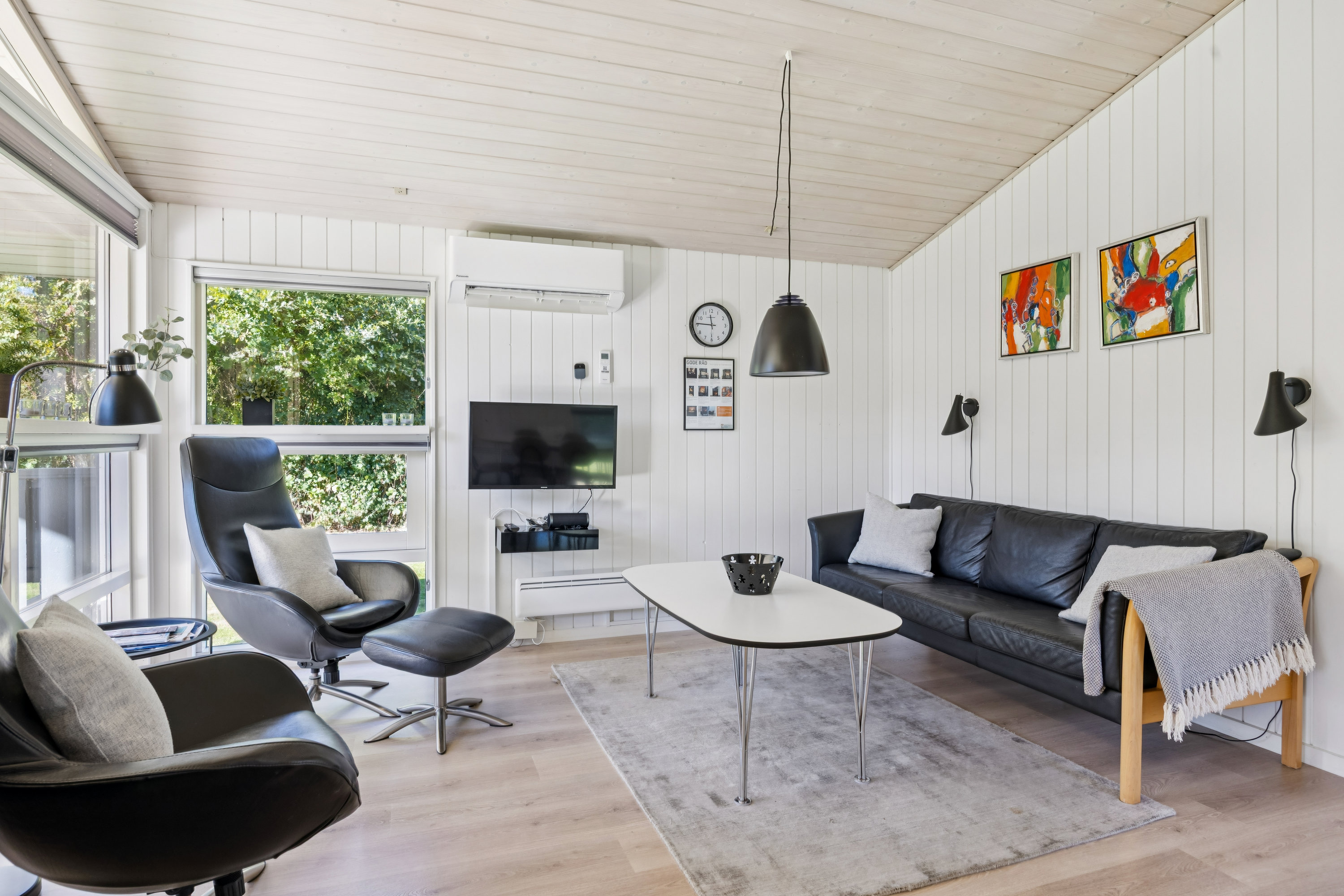 Fremhævet stue billede i fuldskærmstilstand. Billede af Dittevej 2, Gjerrild, 8500 Grenaa