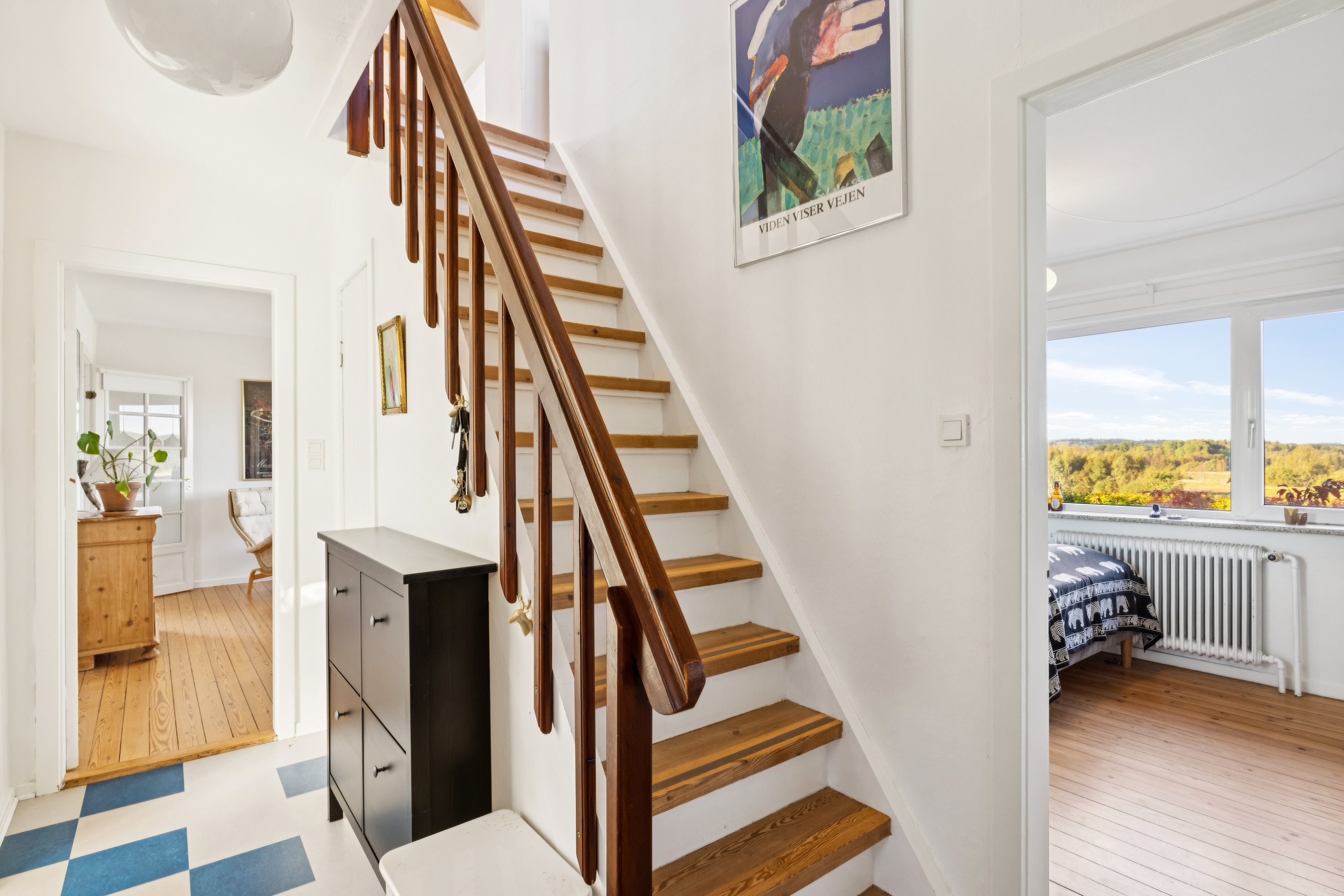 Fremhævet trappe billede i fuldskærmstilstand. Billede af Tindbæk Byvej 11, Tindbæk, 8830 Tjele