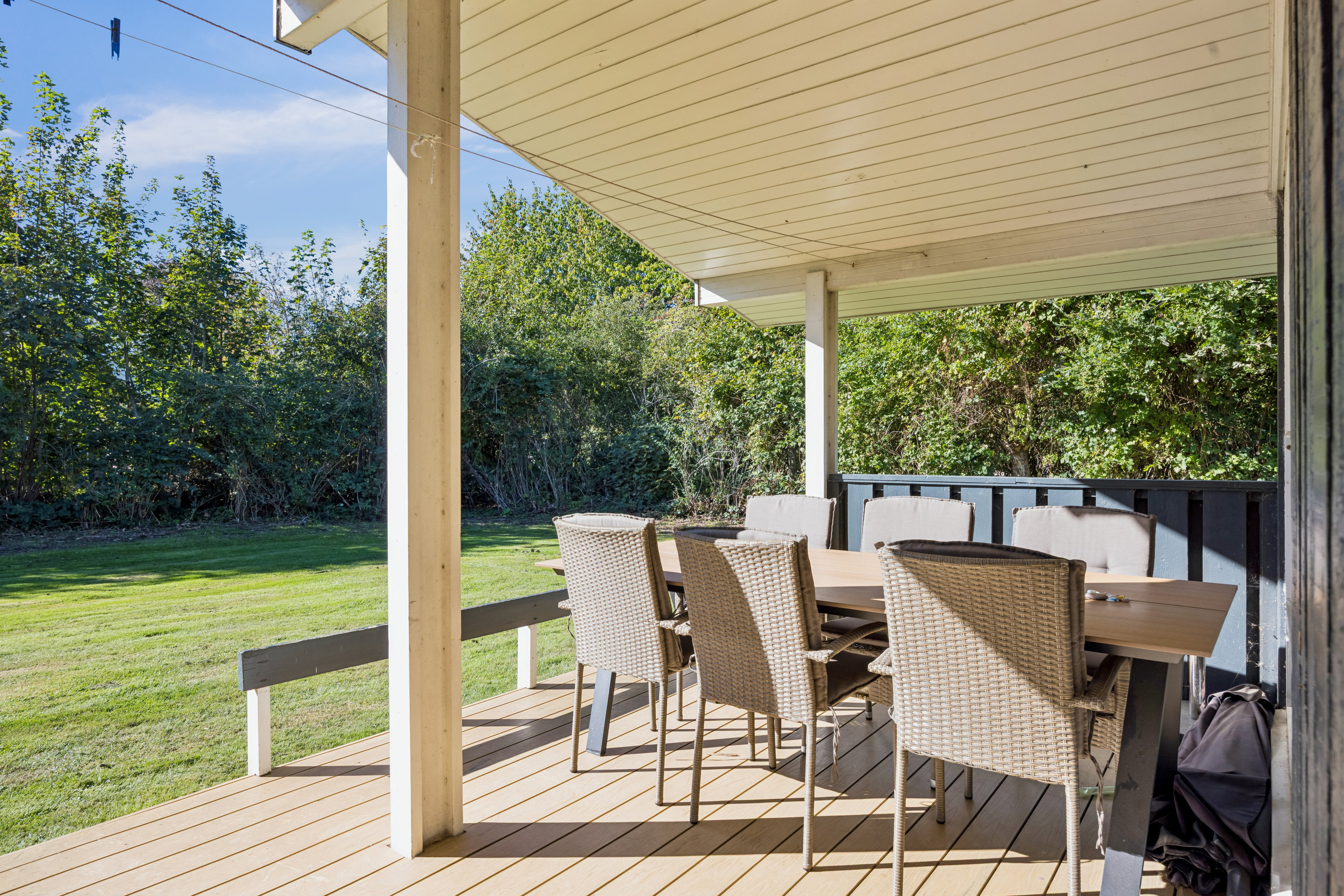 Fremhævet terrasse billede i fuldskærmstilstand. Billede af Dittevej 2, Gjerrild, 8500 Grenaa