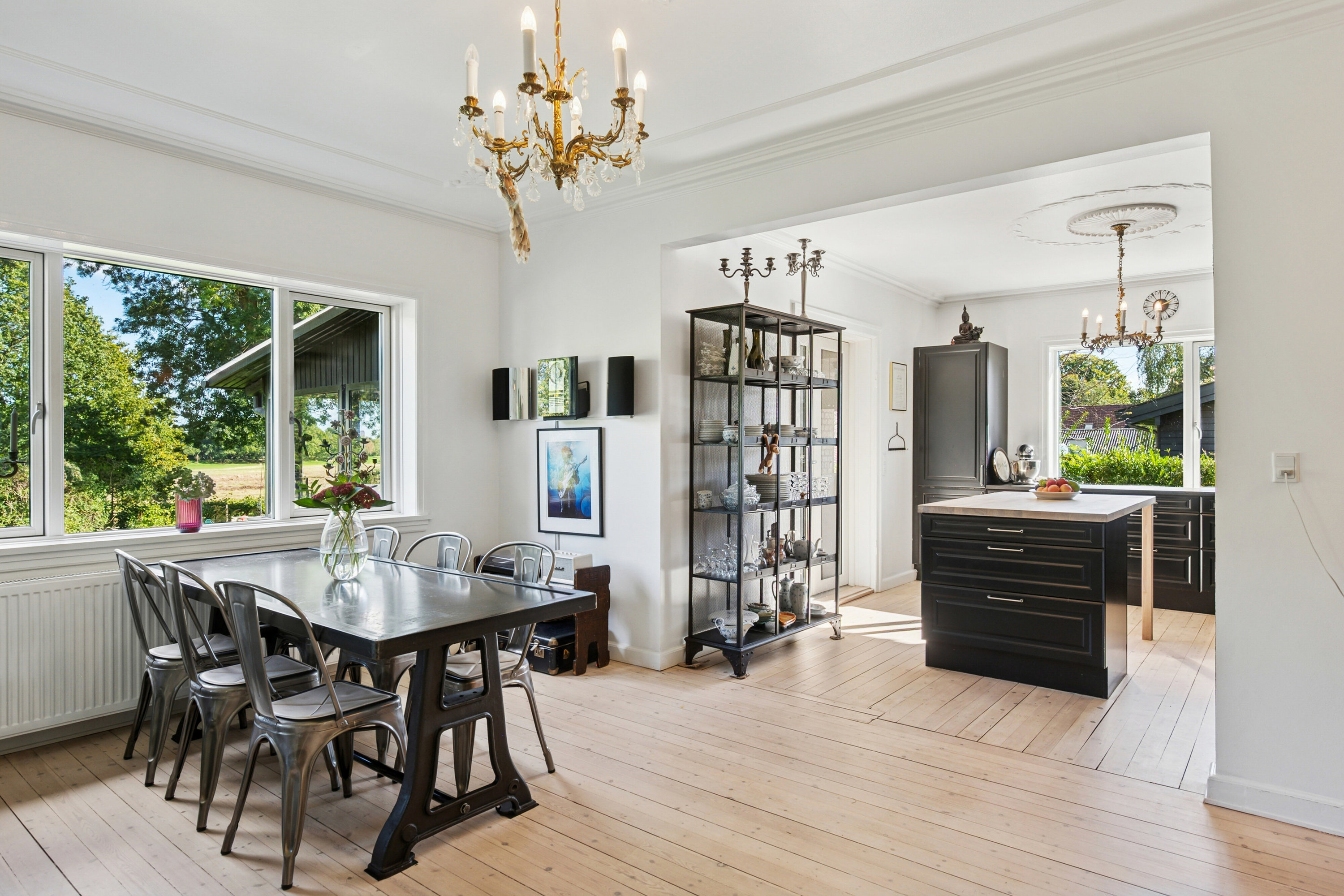 Fremhævet spisestue billede i fuldskærmstilstand. Billede af Voldumvej 14, 2610 Rødovre