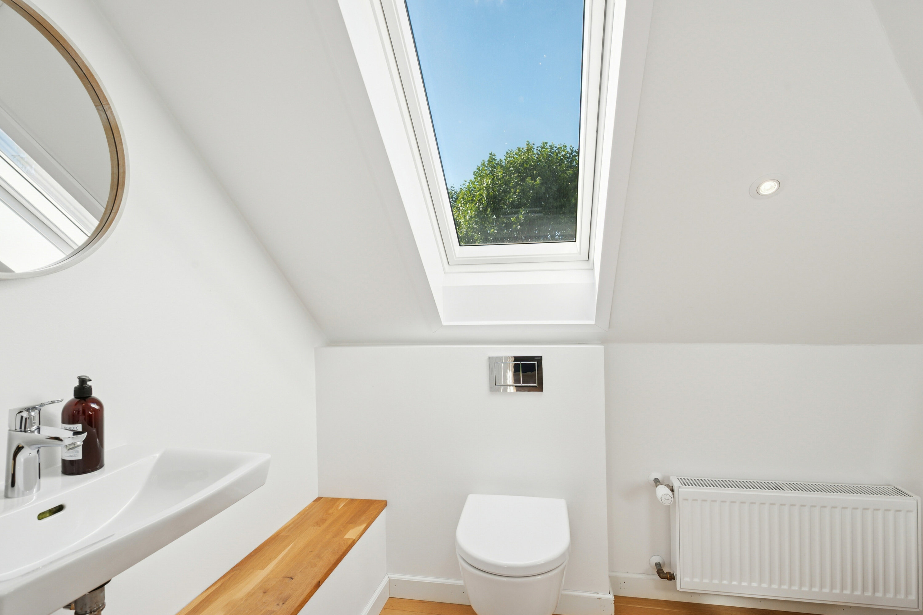 Fremhævet badeværelse billede i fuldskærmstilstand. Billede af Voldumvej 14, 2610 Rødovre