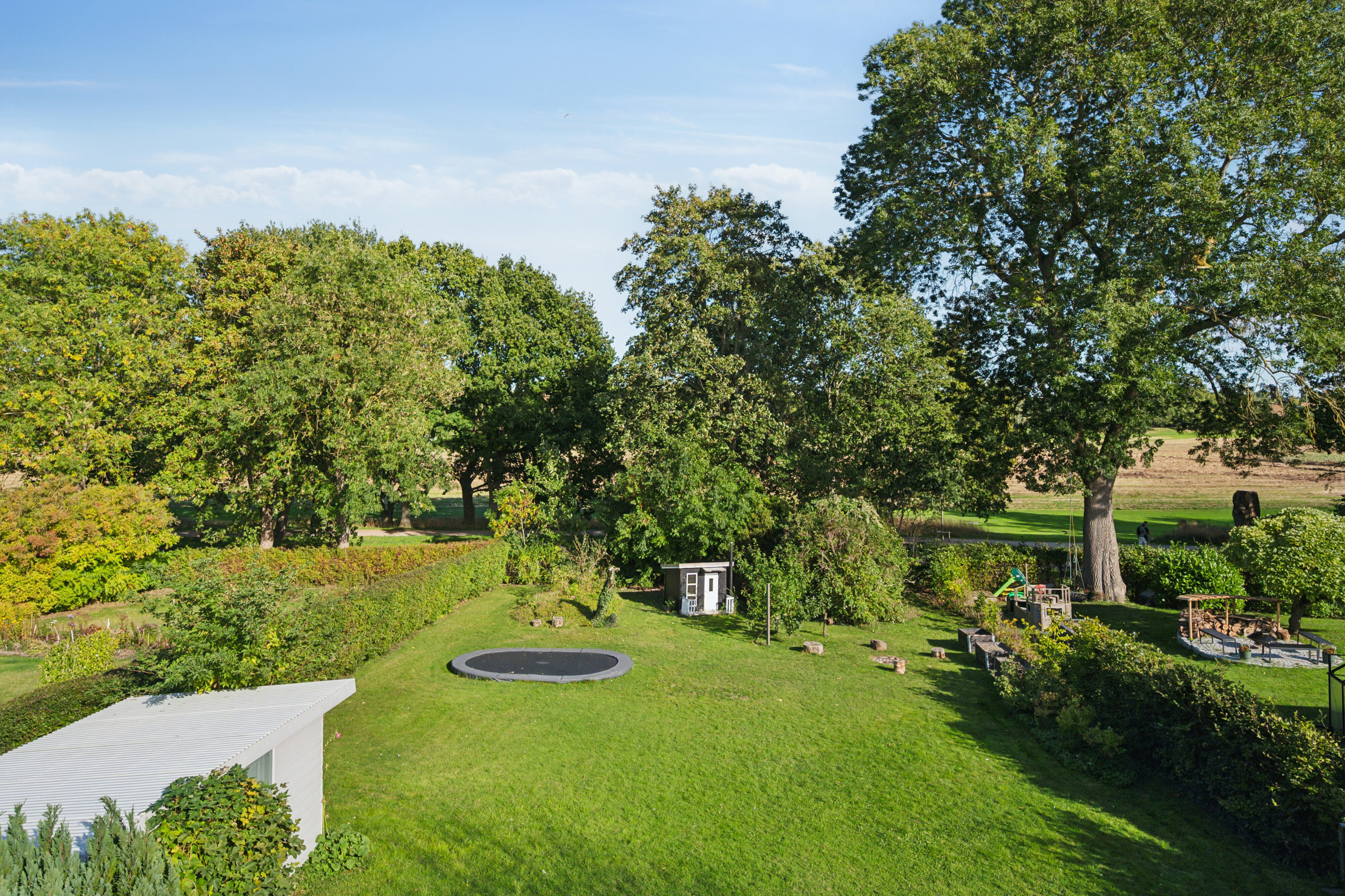 Fremhævet have billede i fuldskærmstilstand. Billede af Voldumvej 14, 2610 Rødovre