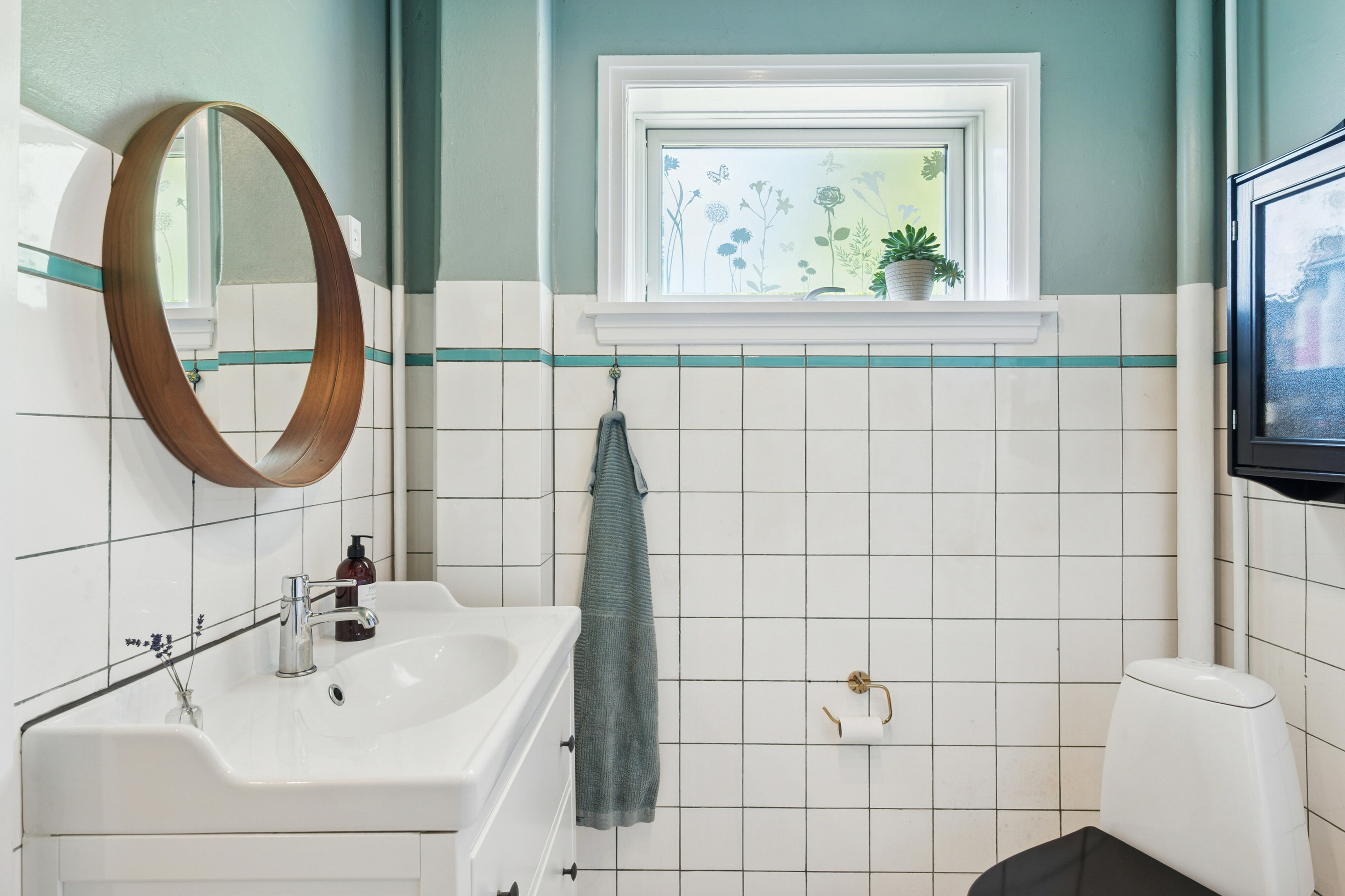 Fremhævet badeværelse billede i fuldskærmstilstand. Billede af Voldumvej 14, 2610 Rødovre