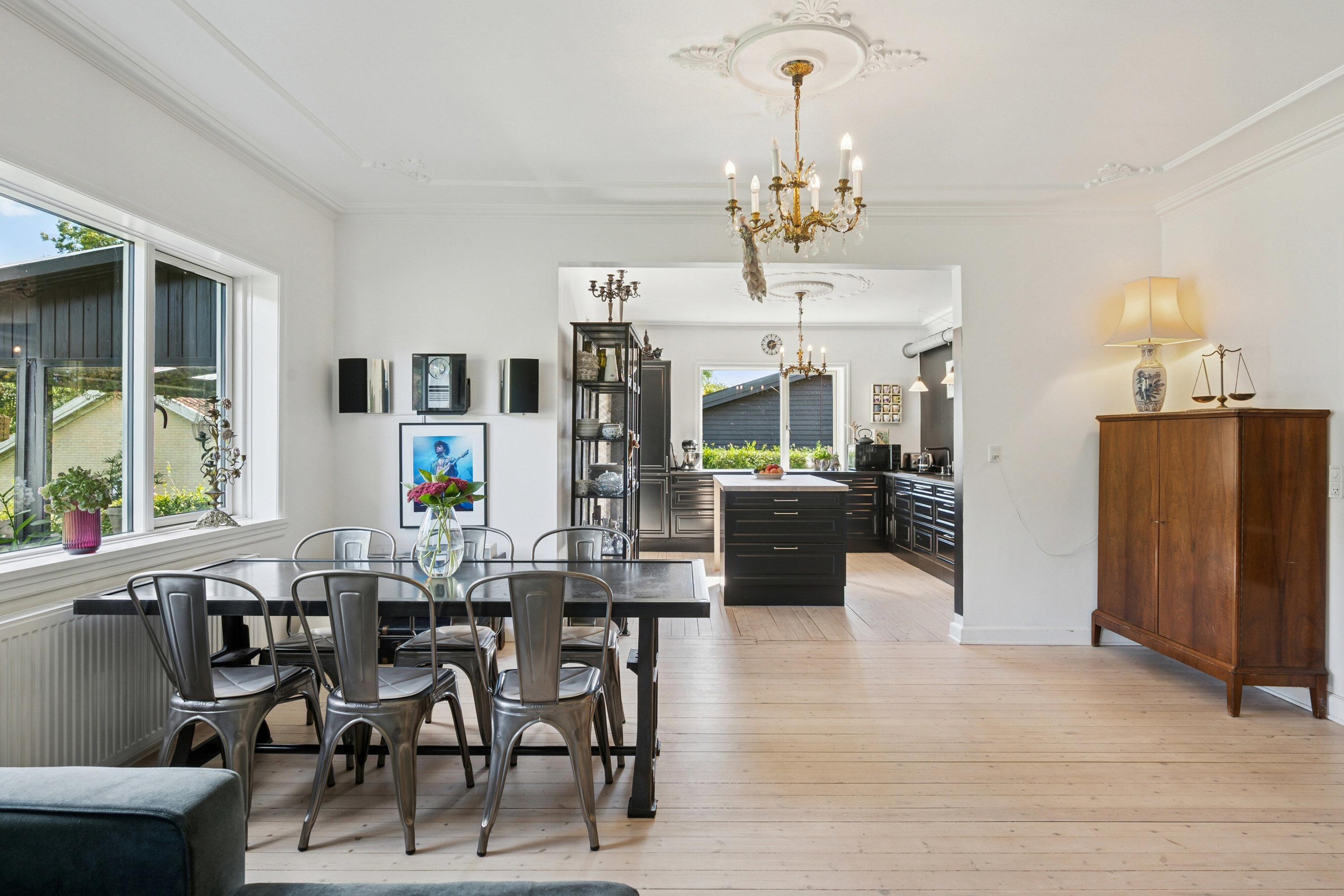 Fremhævet spisestue billede i fuldskærmstilstand. Billede af Voldumvej 14, 2610 Rødovre