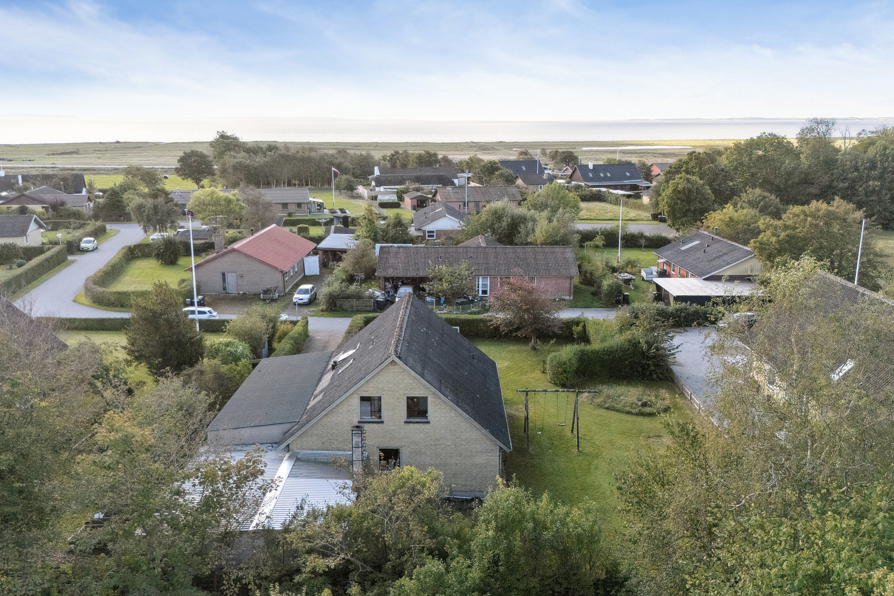 Fremhævet udendørs billede i fuldskærmstilstand. Billede af Skipperkrogen 10, Øsløs, 7742 Vesløs