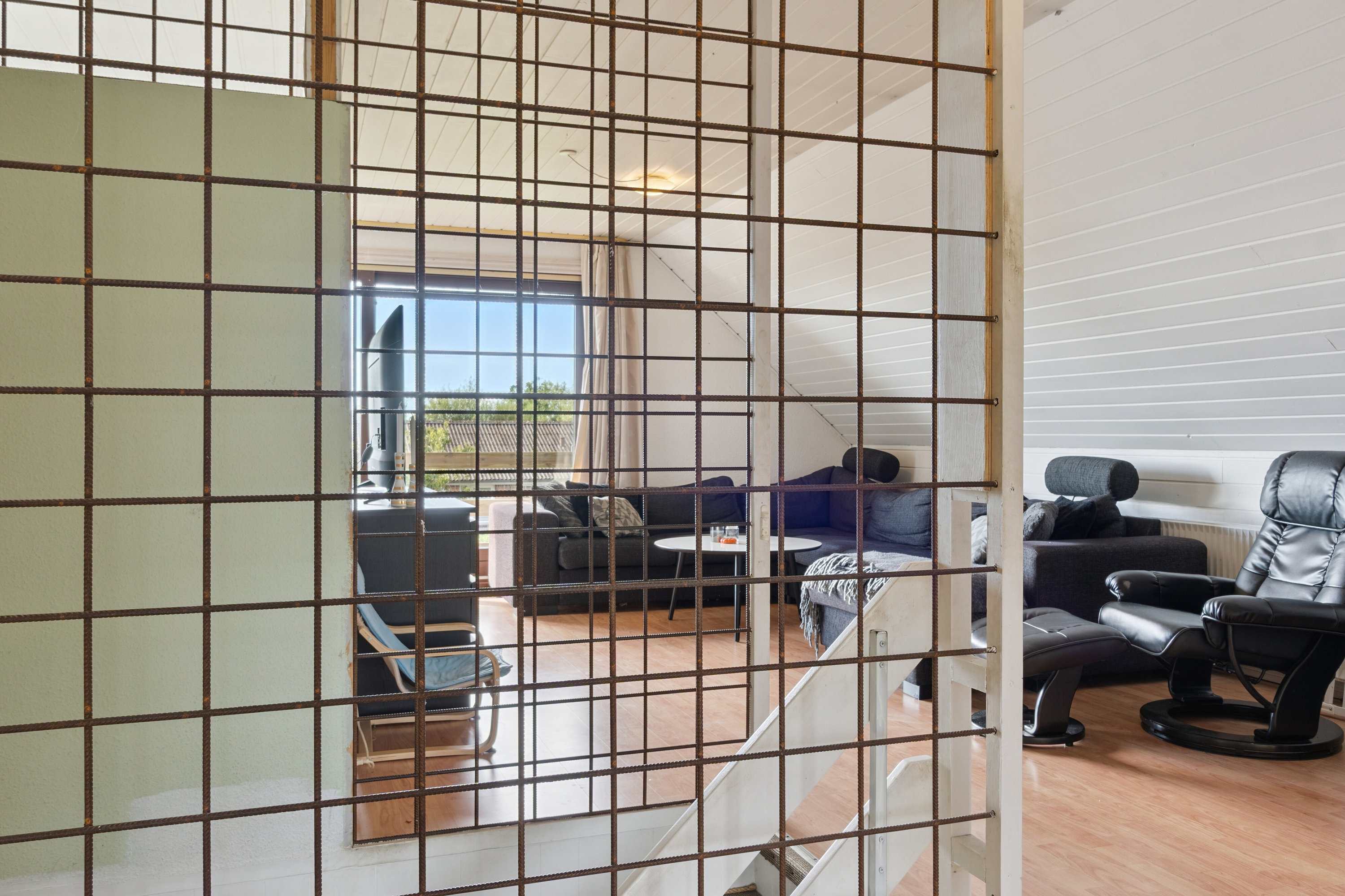 Fremhævet stue billede i fuldskærmstilstand. Billede af Skipperkrogen 10, Øsløs, 7742 Vesløs