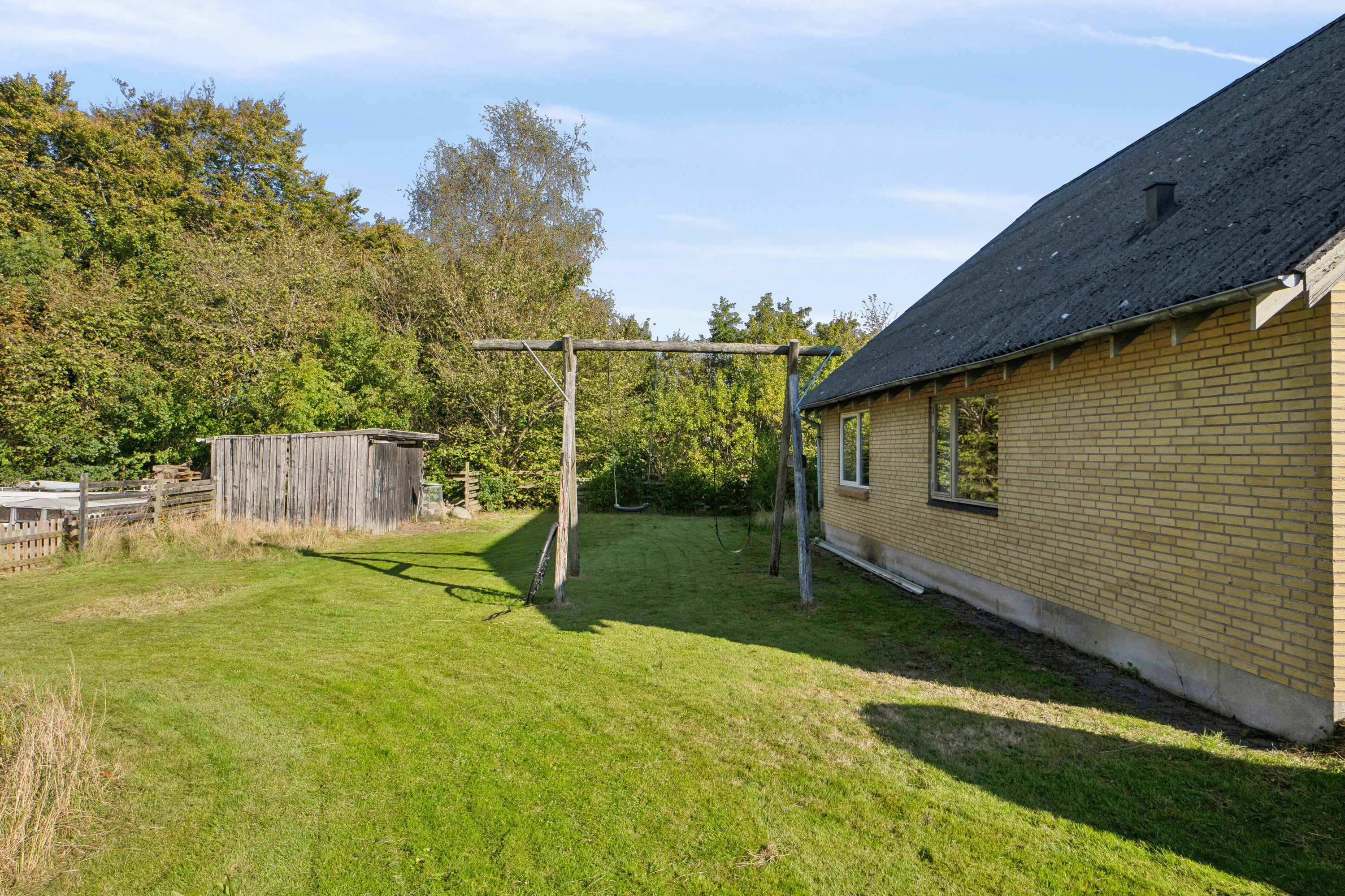 Fremhævet set fra haven billede i fuldskærmstilstand. Billede af Skipperkrogen 10, Øsløs, 7742 Vesløs