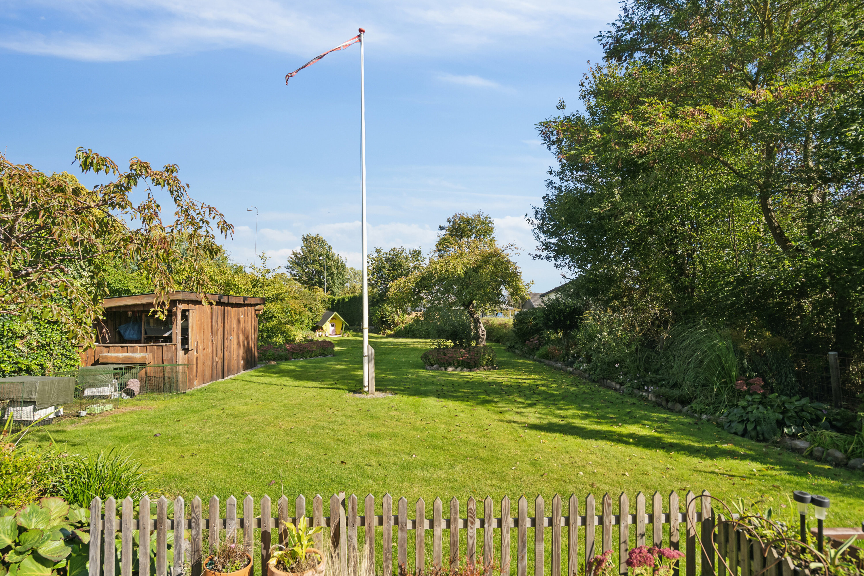 Miniaturebillede 1: set fra haven. Billede af Faaborgvej 386, Dyrup, 5250 Odense SV