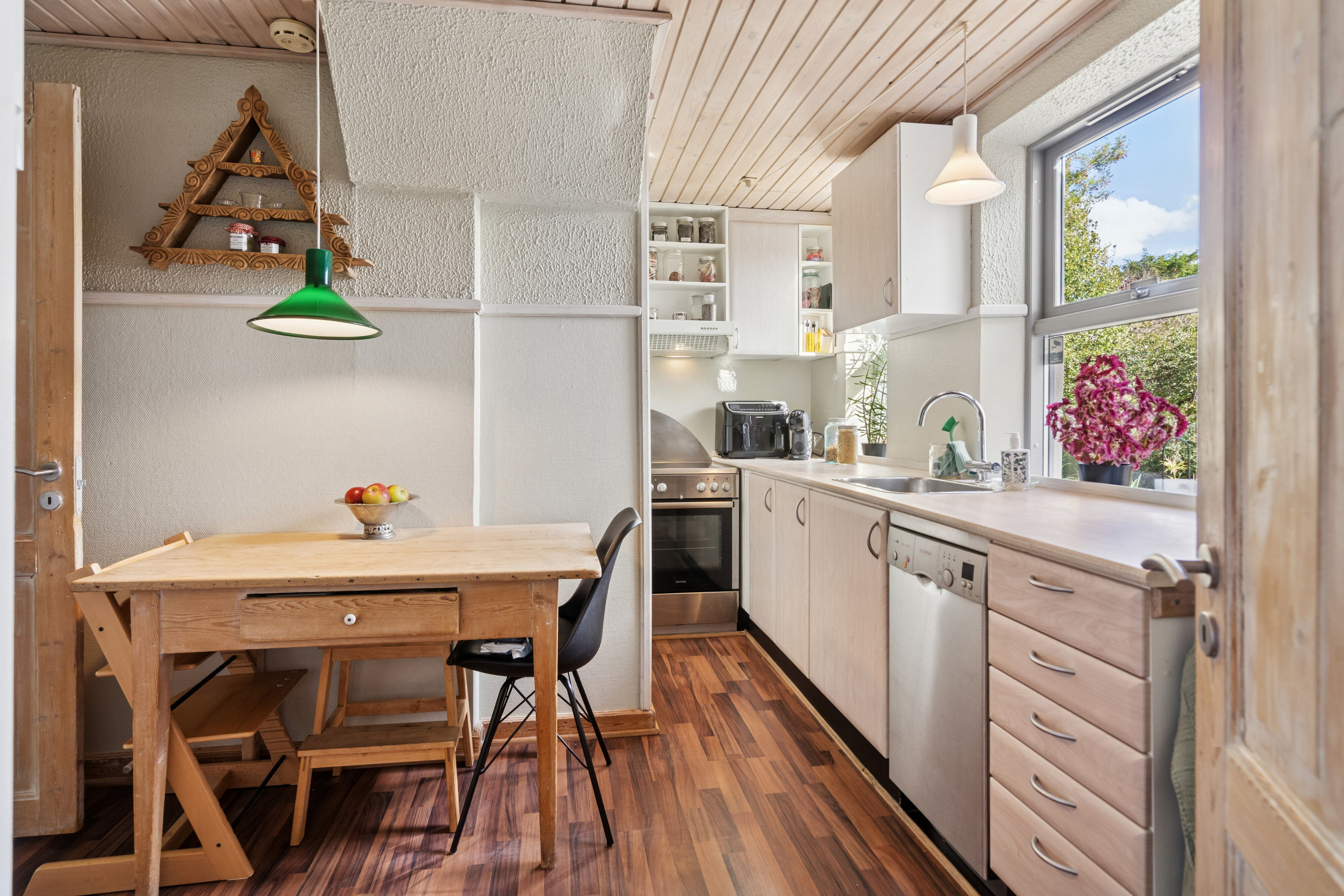 Fremhævet køkken billede i fuldskærmstilstand. Billede af Faaborgvej 386, Dyrup, 5250 Odense SV