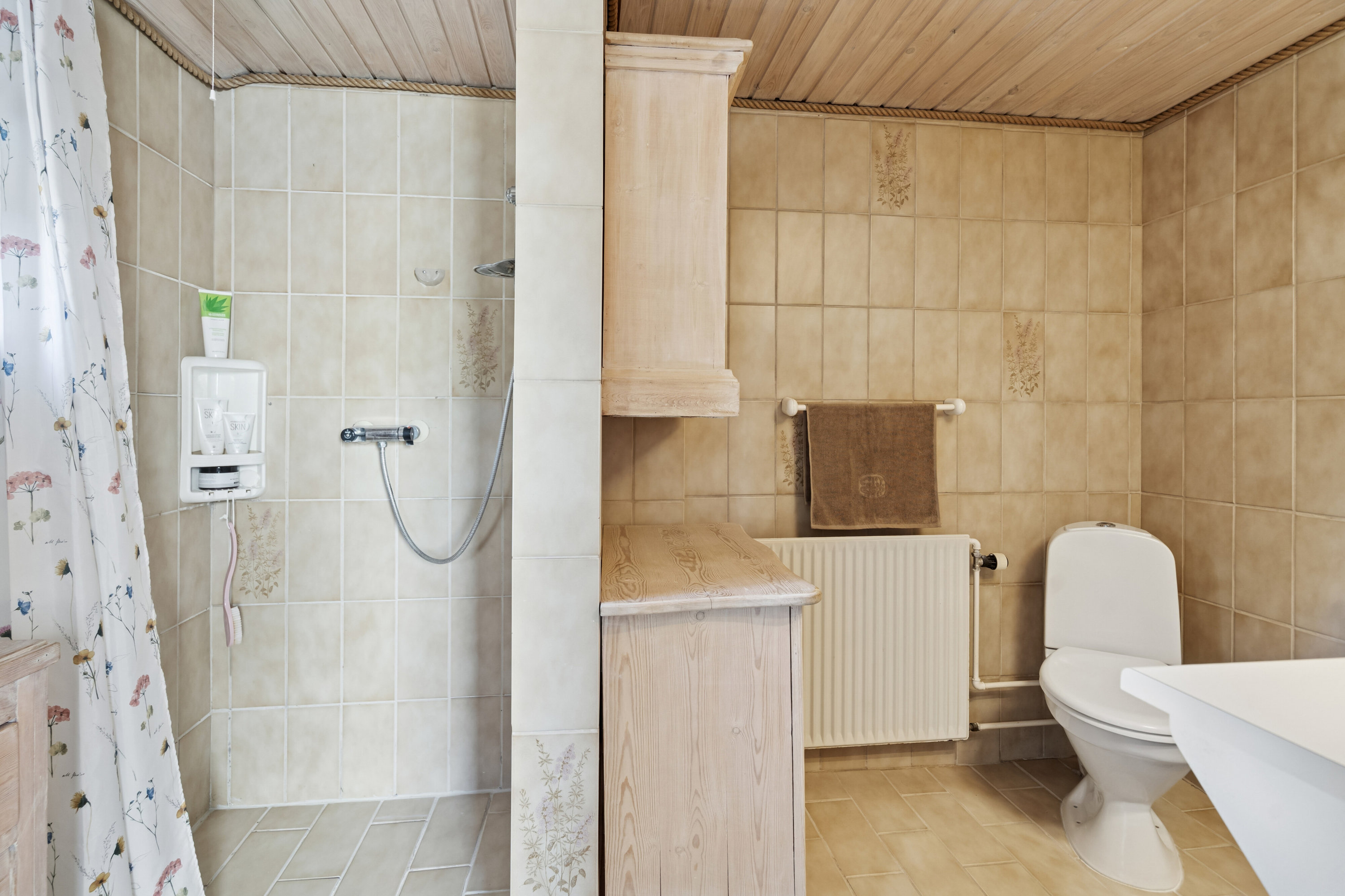 Fremhævet badeværelse billede i fuldskærmstilstand. Billede af Faaborgvej 386, Dyrup, 5250 Odense SV