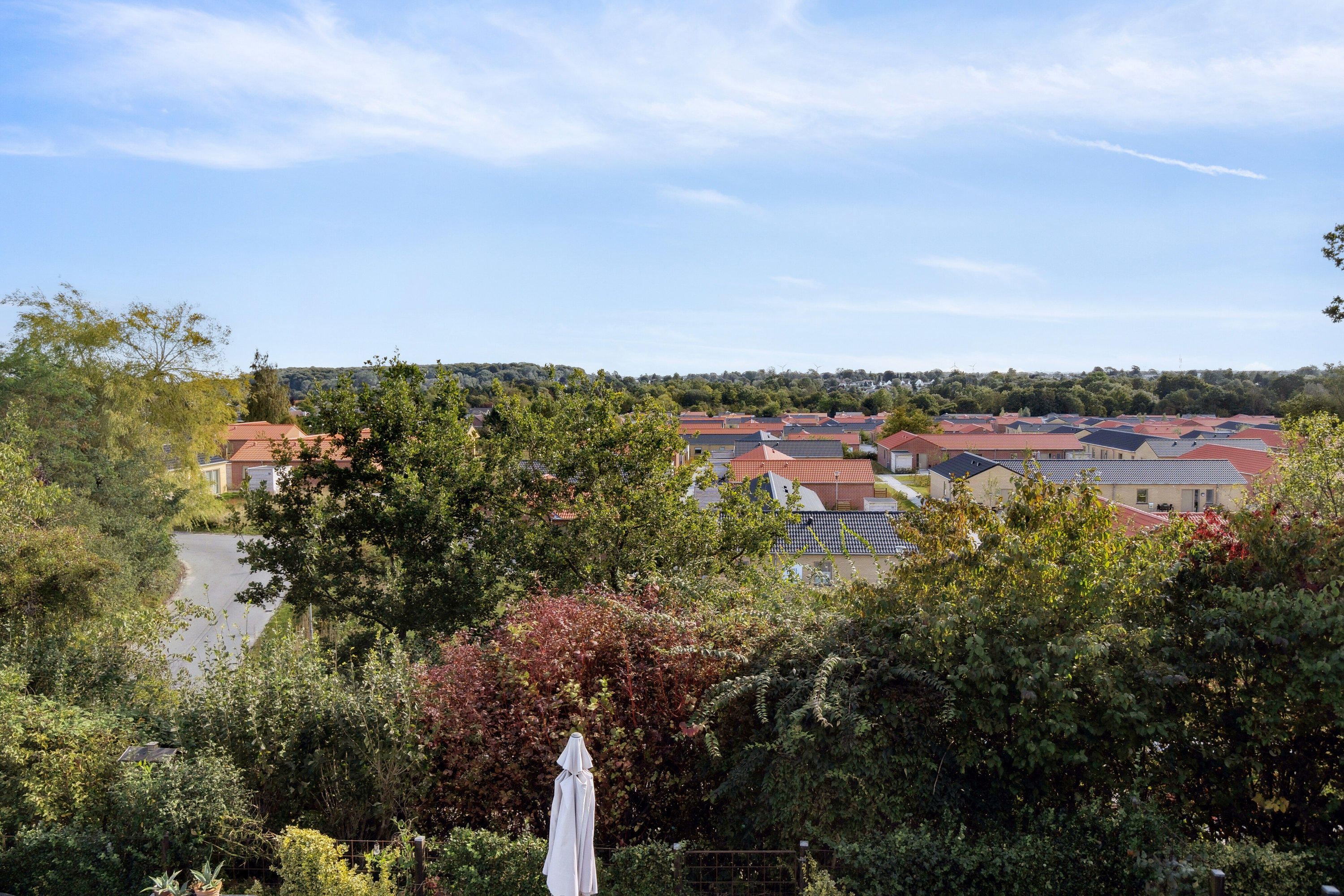 Fremhævet udendørs billede i fuldskærmstilstand. Billede af Faaborgvej 386, Dyrup, 5250 Odense SV