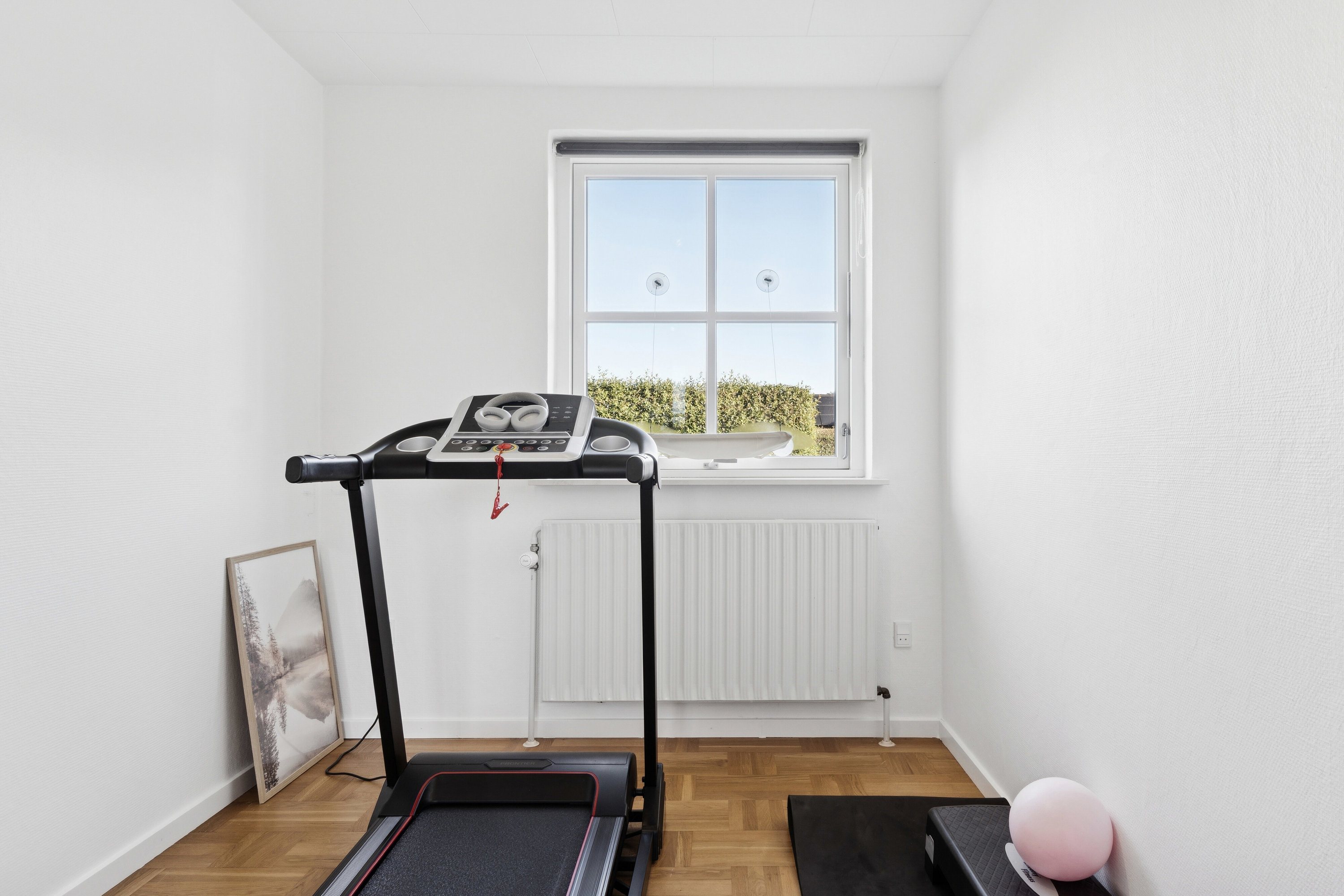 Fremhævet værelse billede i fuldskærmstilstand. Billede af Provstehøjen 10, 4300 Holbæk