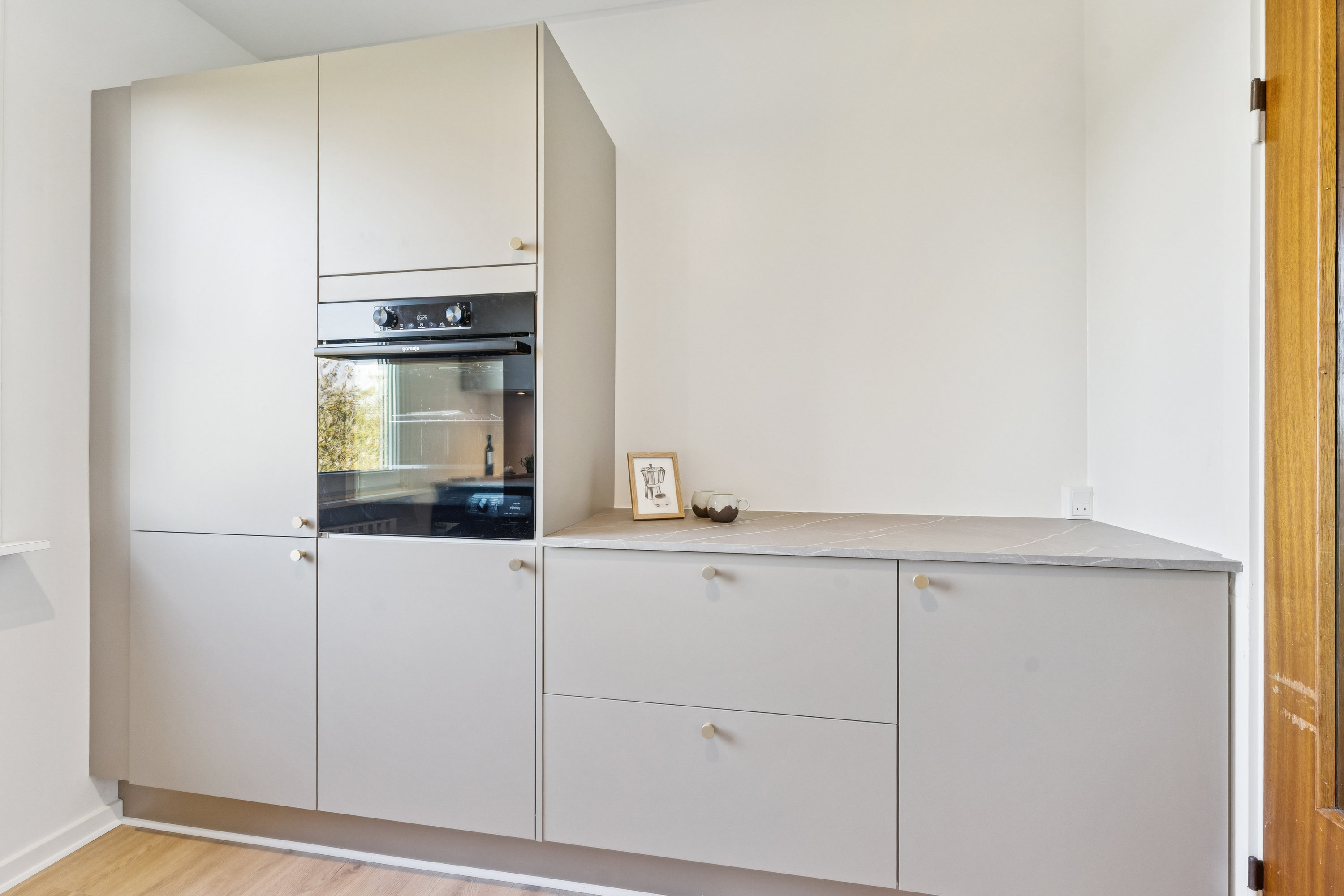 Fremhævet køkken billede i fuldskærmstilstand. Billede af Ægirsvej 67, 2. th., 8920 Randers NV