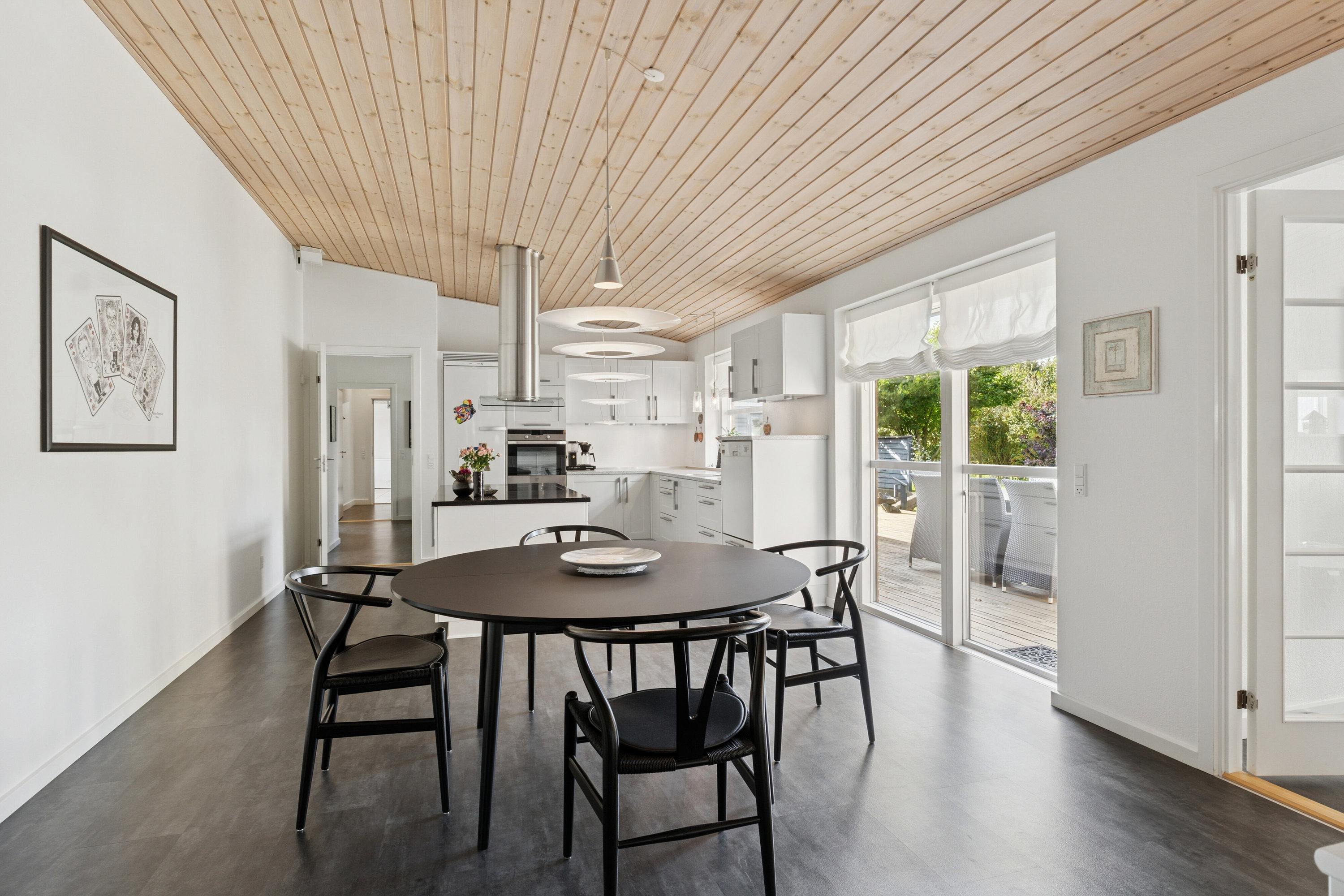 Fremhævet spisestue billede i fuldskærmstilstand. Billede af Bjergfyrvej 28, Tornby, 9850 Hirtshals