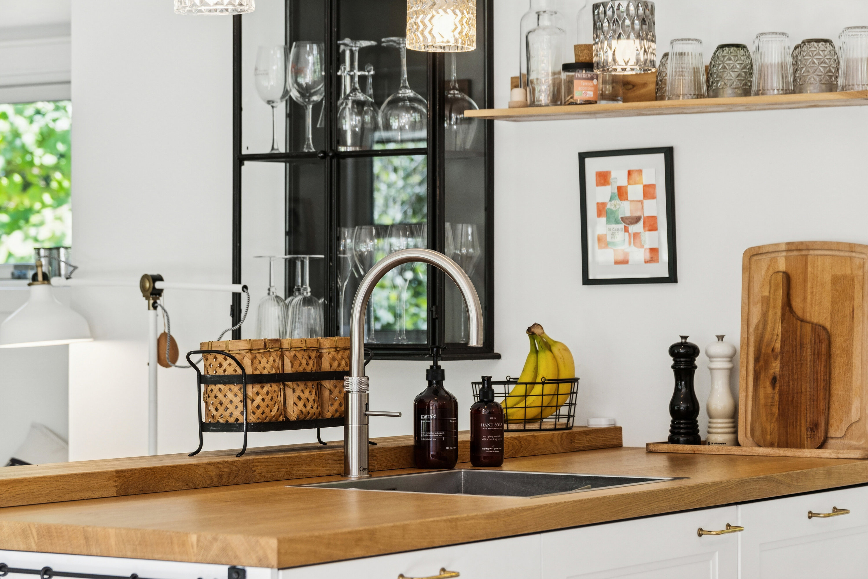 Fremhævet køkken billede i fuldskærmstilstand. Billede af Mogens Heeringsvej 1, Vig Lyng, 4560 Vig