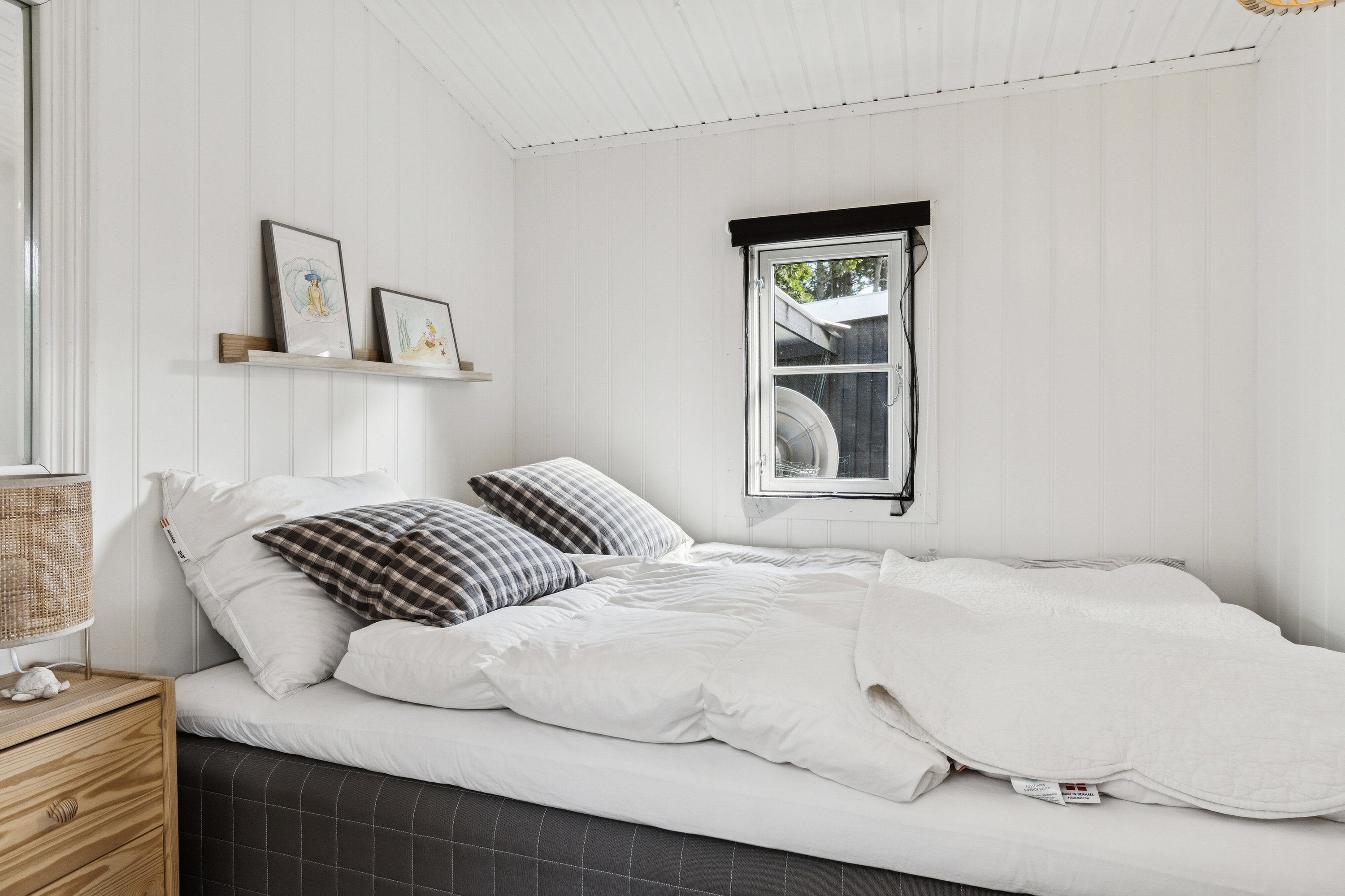 Fremhævet soveværelse billede i fuldskærmstilstand. Billede af Mogens Heeringsvej 1, Vig Lyng, 4560 Vig