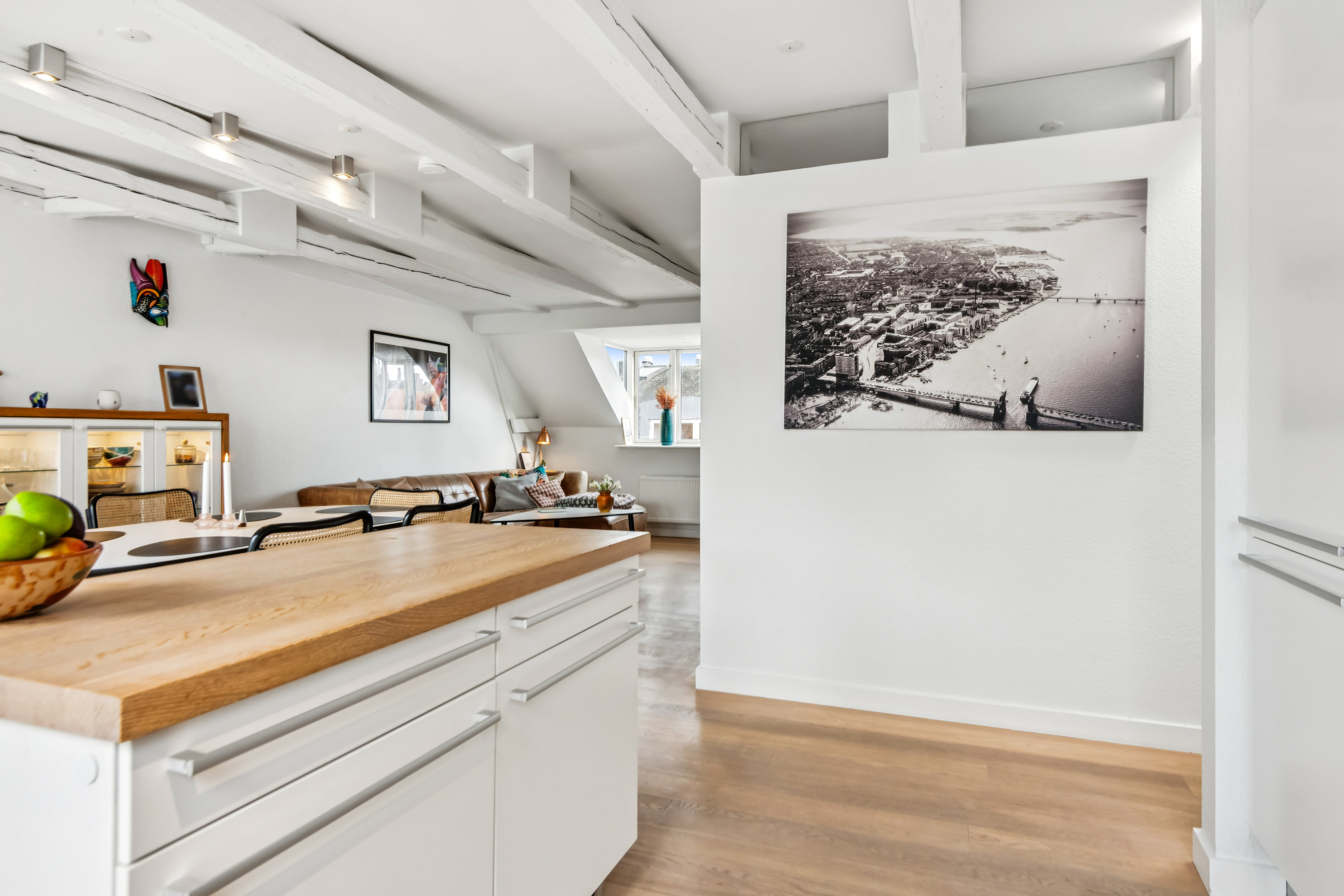 Fremhævet køkken billede i fuldskærmstilstand. Billede af Gravensgade 6, 3., 9000 Aalborg