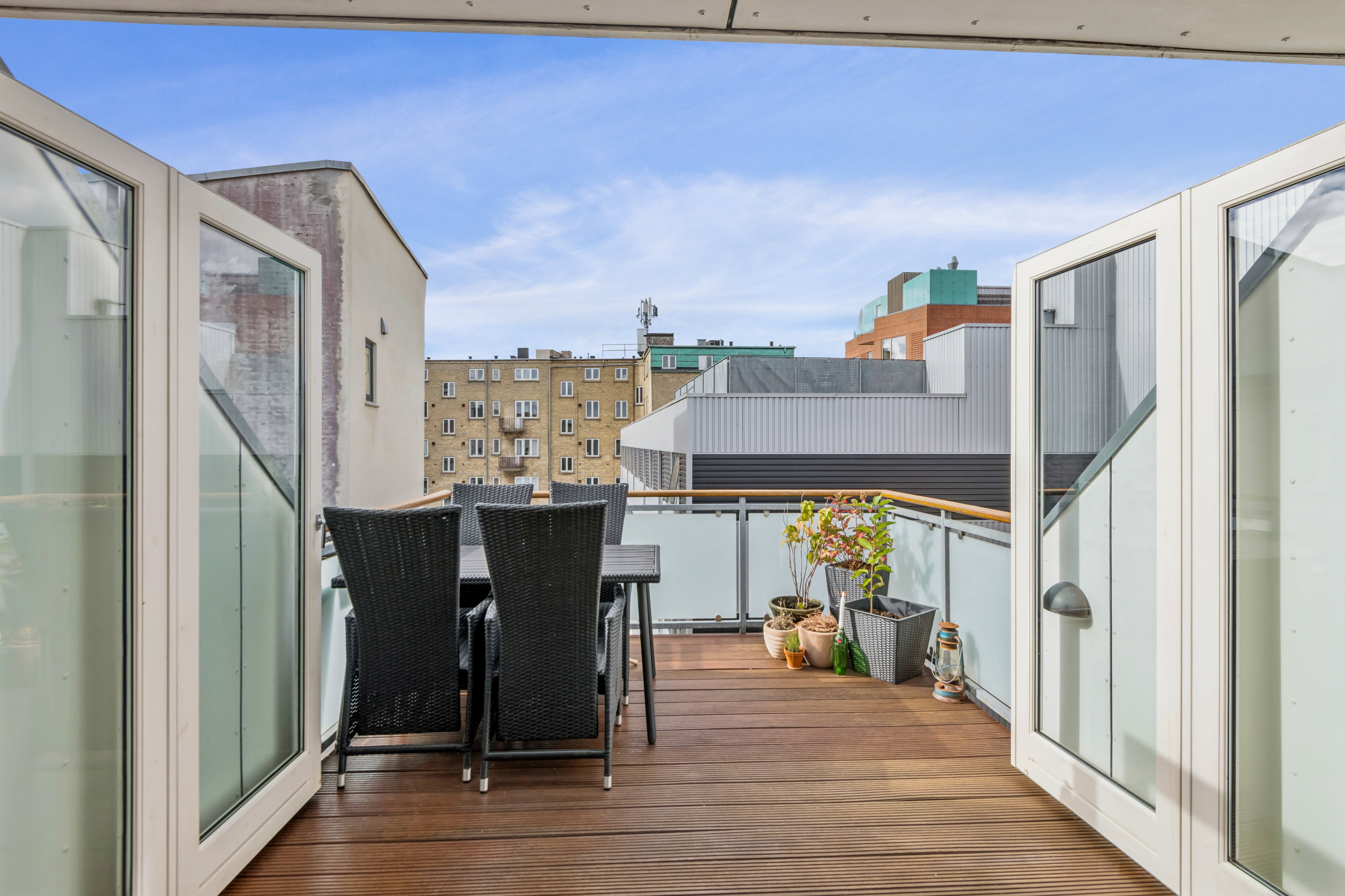 Fremhævet altan billede i fuldskærmstilstand. Billede af Gravensgade 6, 3., 9000 Aalborg