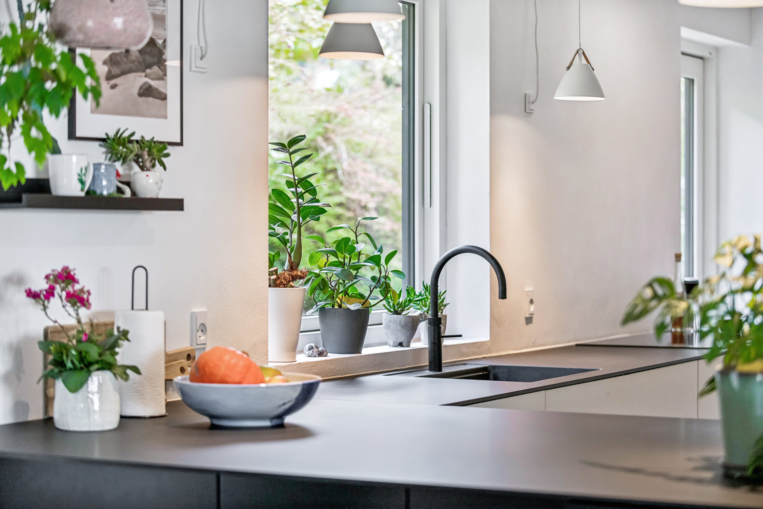 Fremhævet køkken billede i fuldskærmstilstand. Billede af Landlystvej 39, Gug, 9210 Aalborg SØ