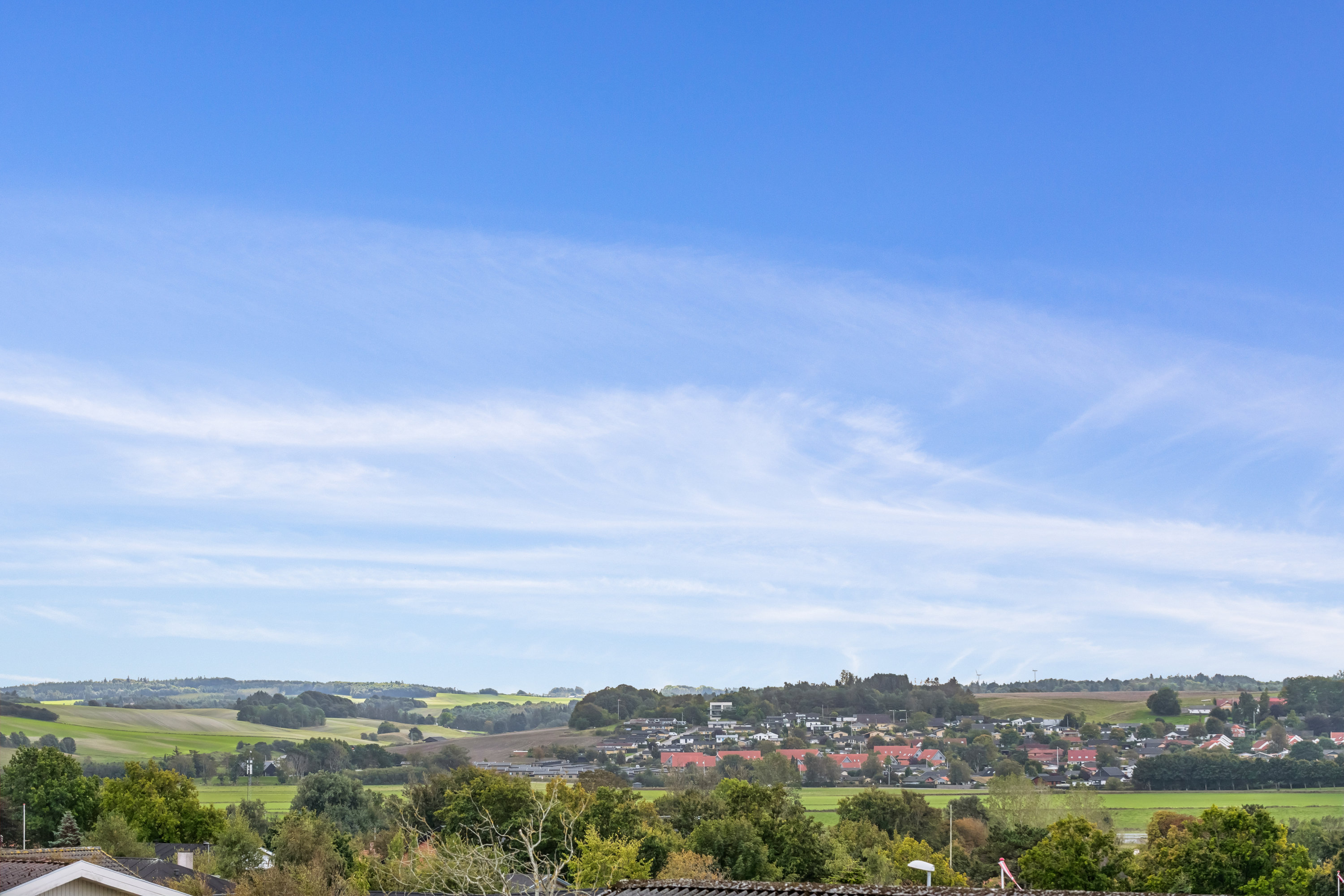 Fremhævet udsigt billede i fuldskærmstilstand. Billede af Landlystvej 39, Gug, 9210 Aalborg SØ