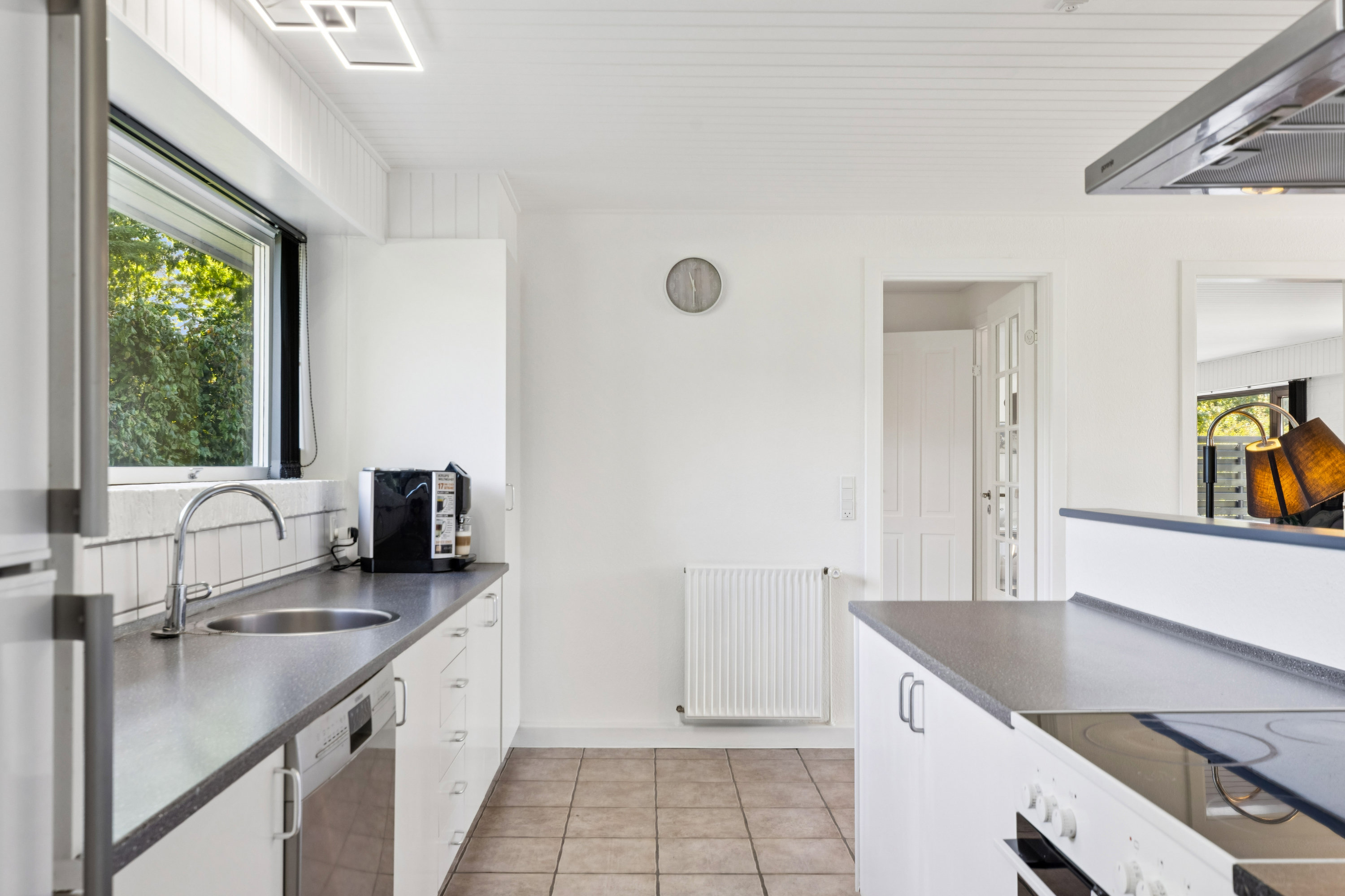 Fremhævet køkken billede i fuldskærmstilstand. Billede af Solvænget 31, Roager, 6760 Ribe