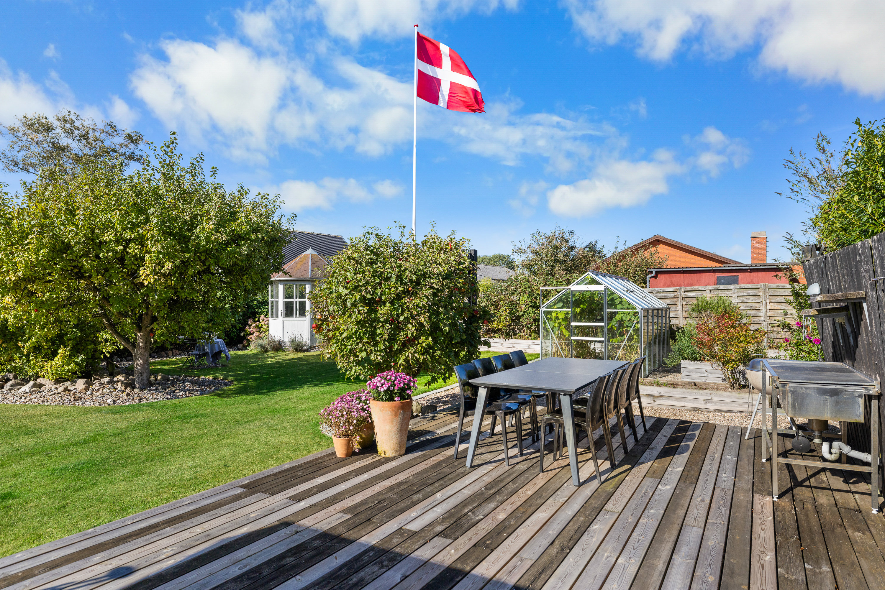 Fremhævet terrasse billede i fuldskærmstilstand. Billede af Frydensbergvej 10, 5600 Faaborg