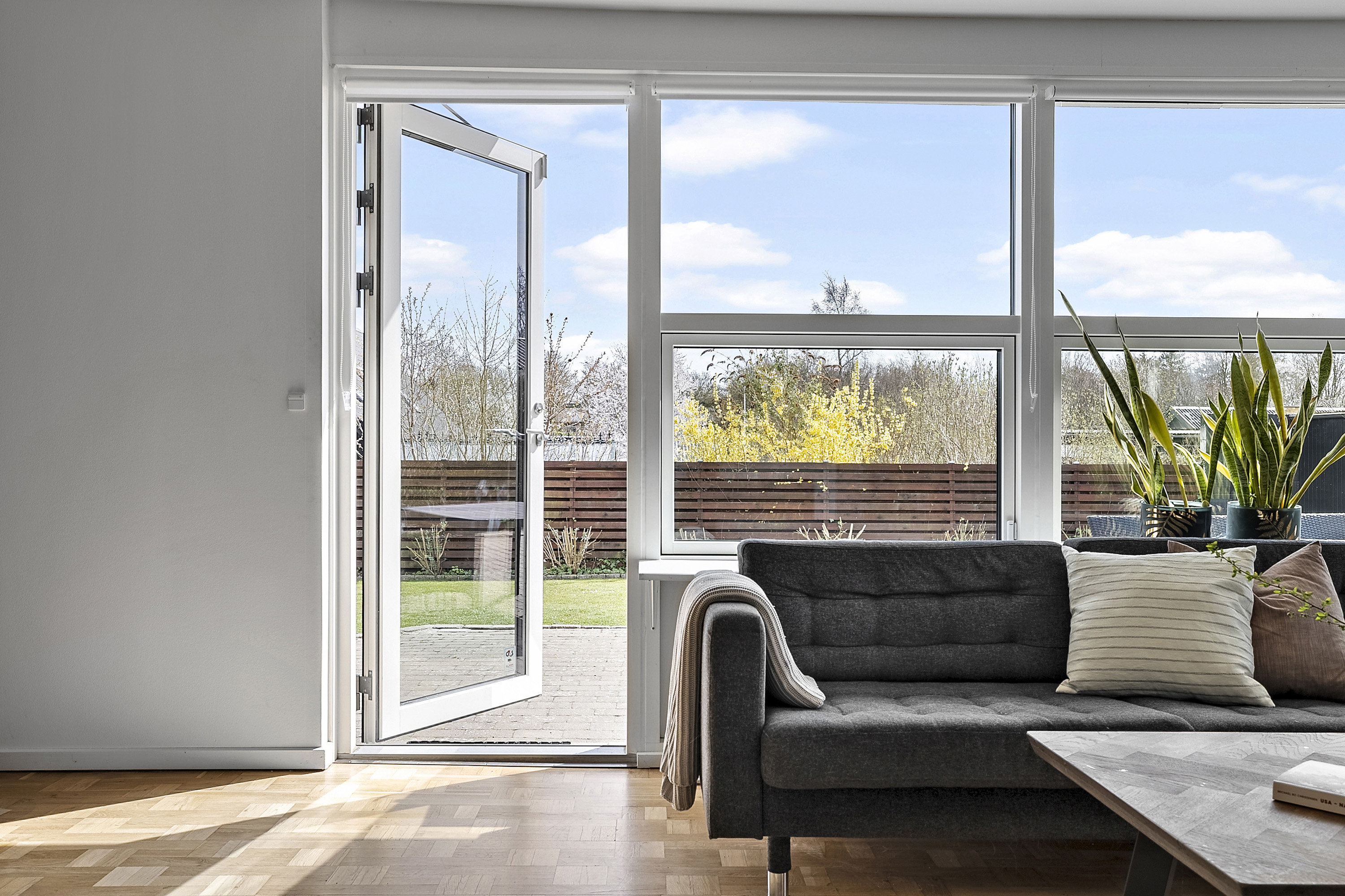 Fremhævet  billede i fuldskærmstilstand. Billede af Årøvej 2, 4600 Køge