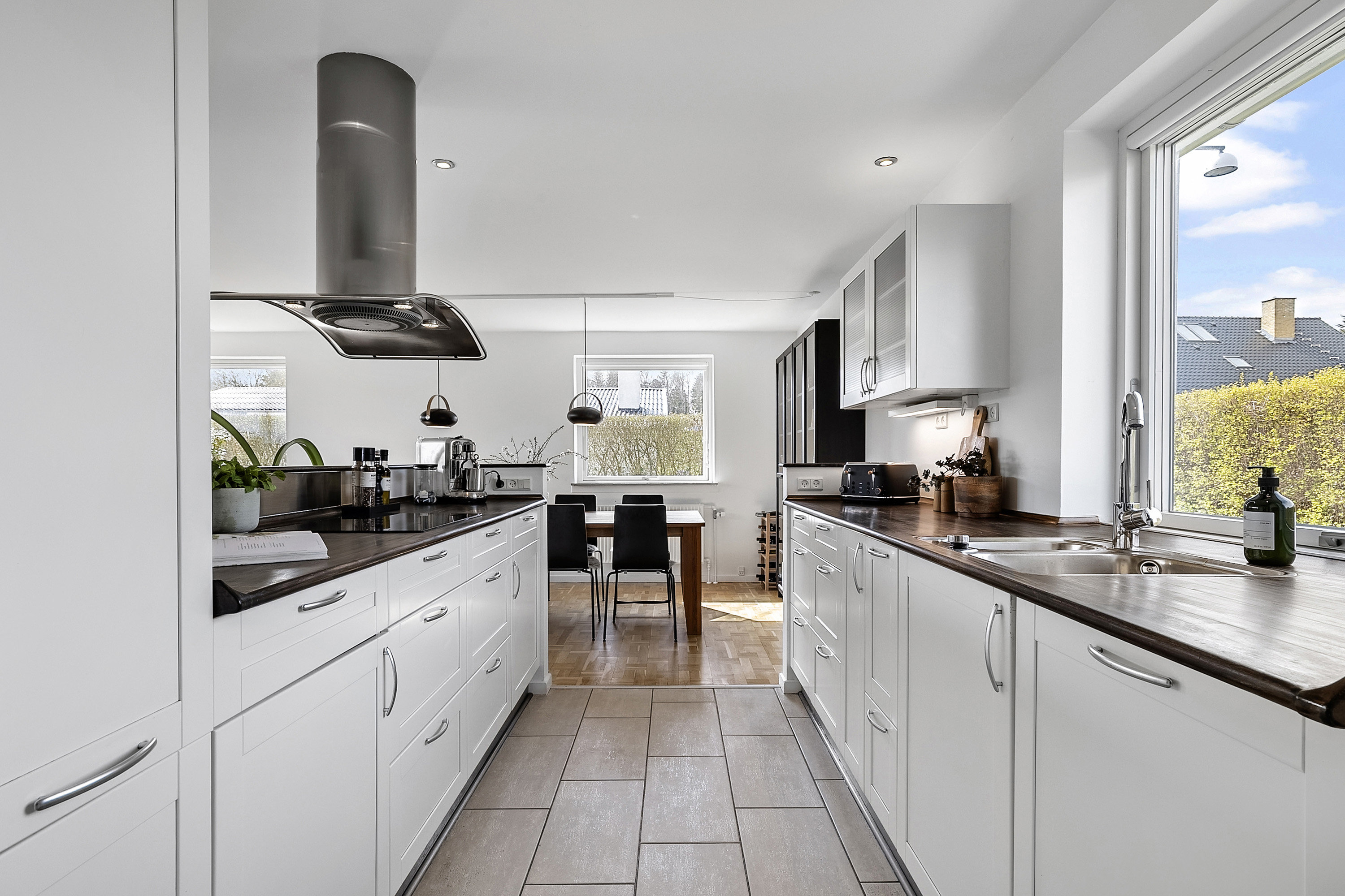 Fremhævet  billede i fuldskærmstilstand. Billede af Årøvej 2, 4600 Køge