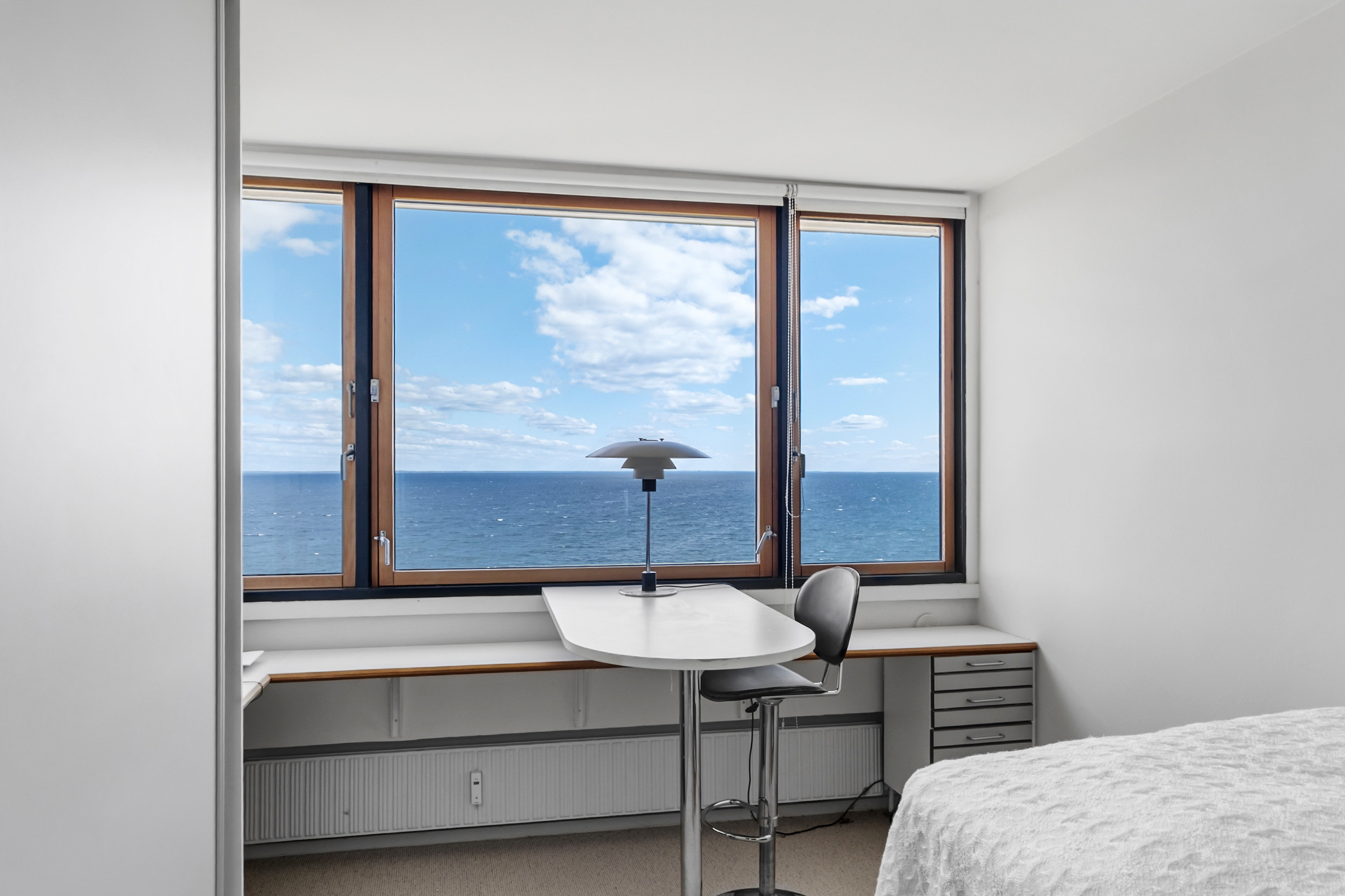 Fremhævet soveværelse billede i fuldskærmstilstand. Billede af Skodsborgparken 56, 3. tv., 2942 Skodsborg