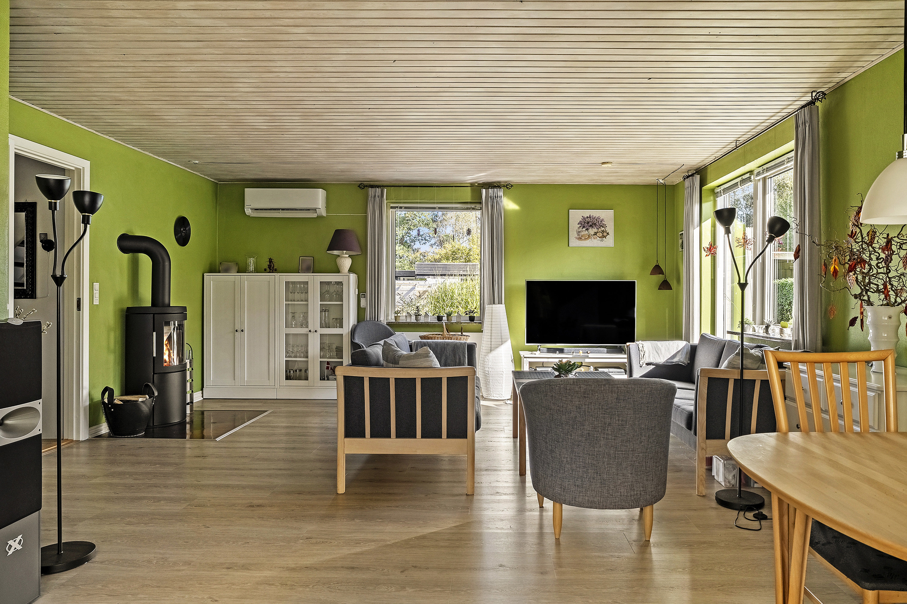 Fremhævet stue billede i fuldskærmstilstand. Billede af Oensvej 17, 8700 Horsens