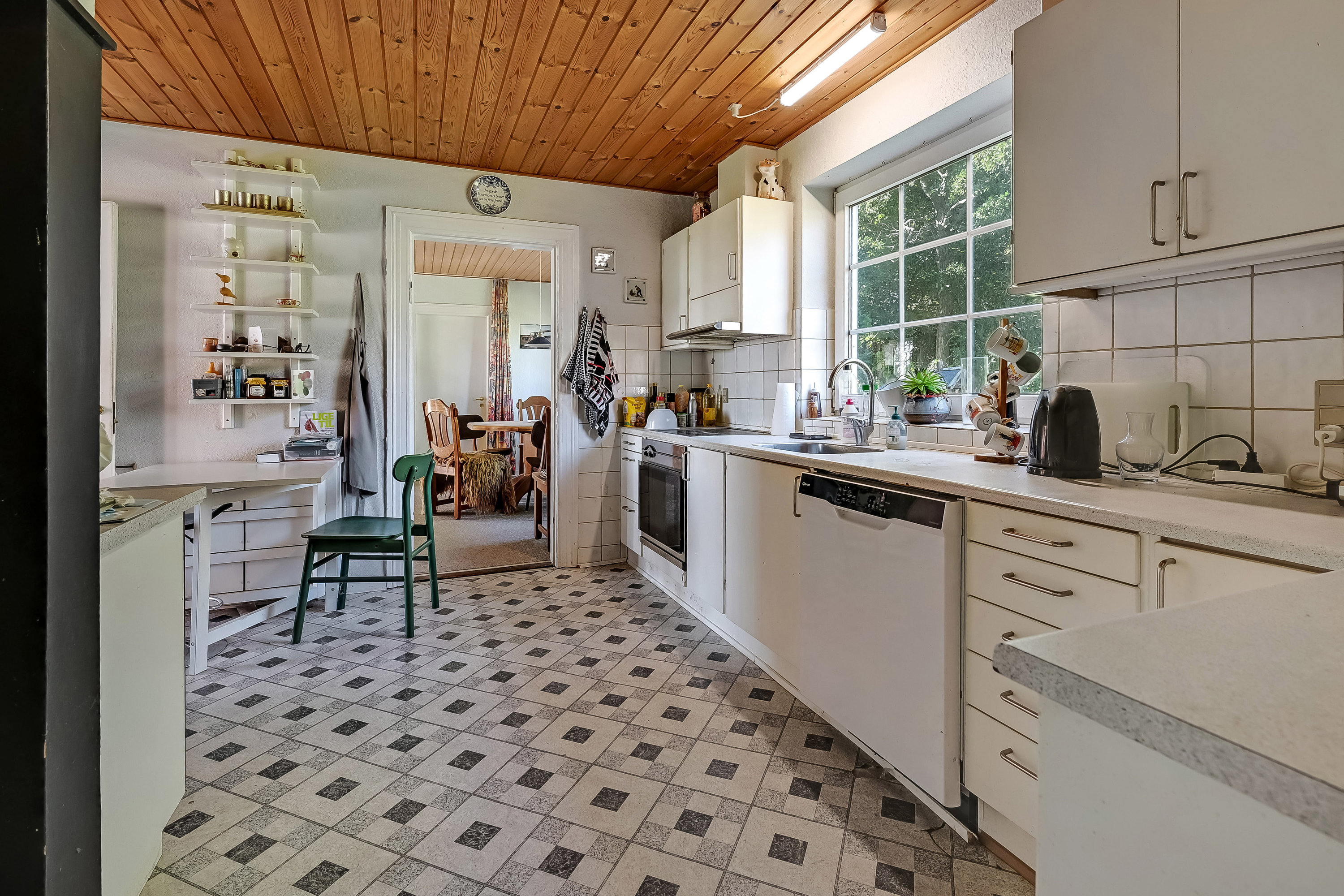 Fremhævet køkken billede i fuldskærmstilstand. Billede af Bækbyvej 7, Skalstrup, 7570 Vemb