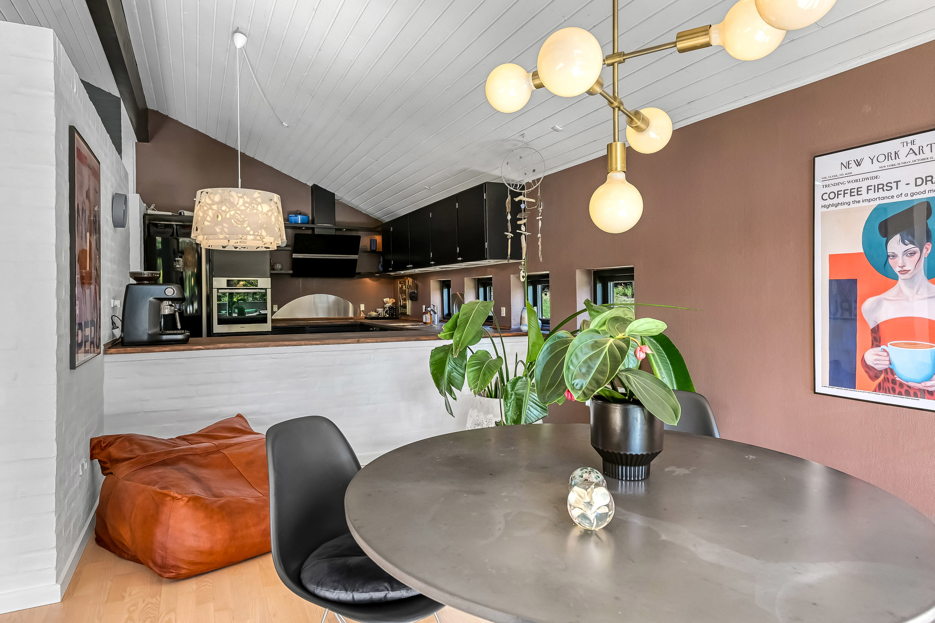 Fremhævet køkken billede i fuldskærmstilstand. Billede af Gl Bremdalvej 2, 7600 Struer