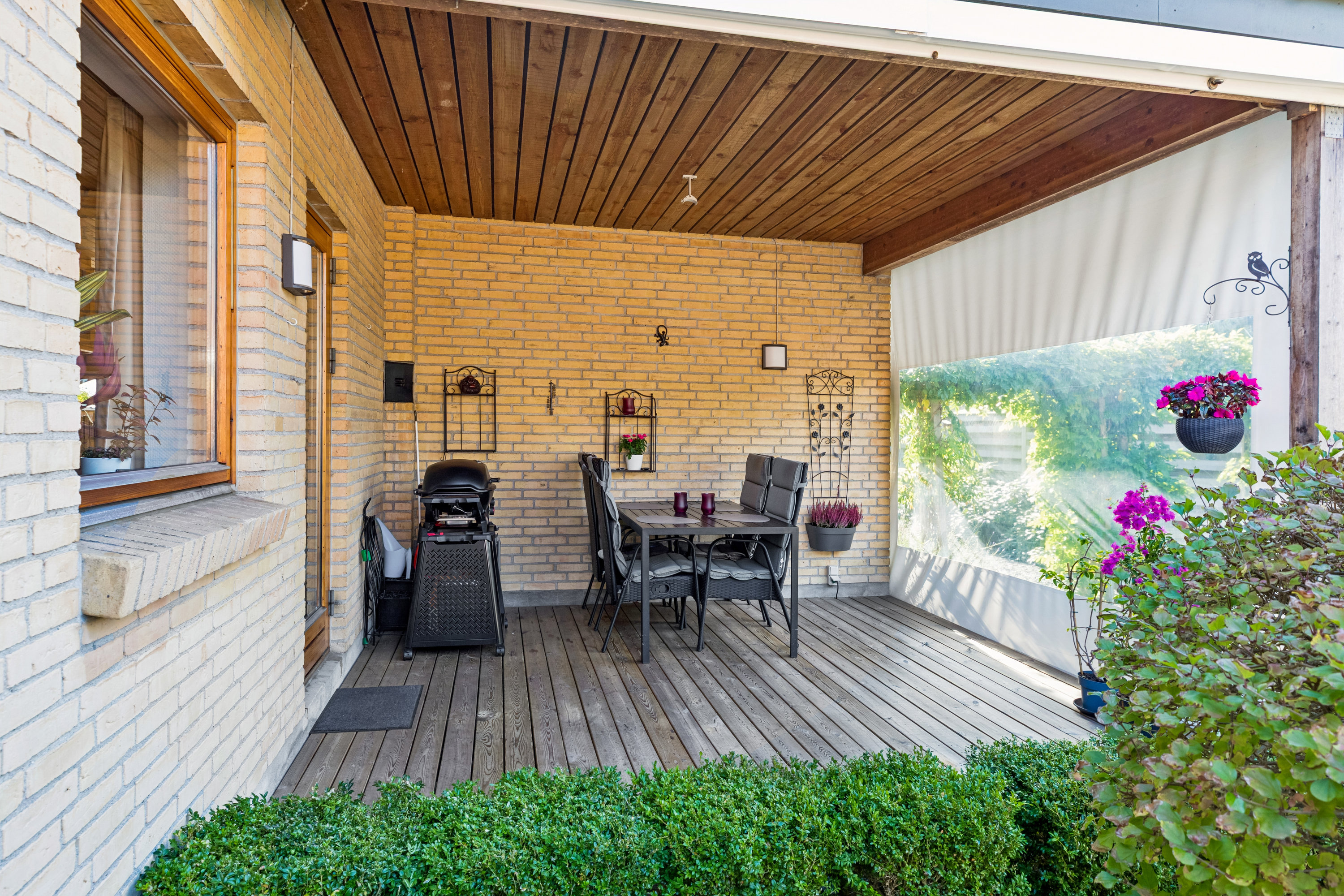 Fremhævet terrasse billede i fuldskærmstilstand. Billede af Bredekærs Vænge 211, 2635 Ishøj