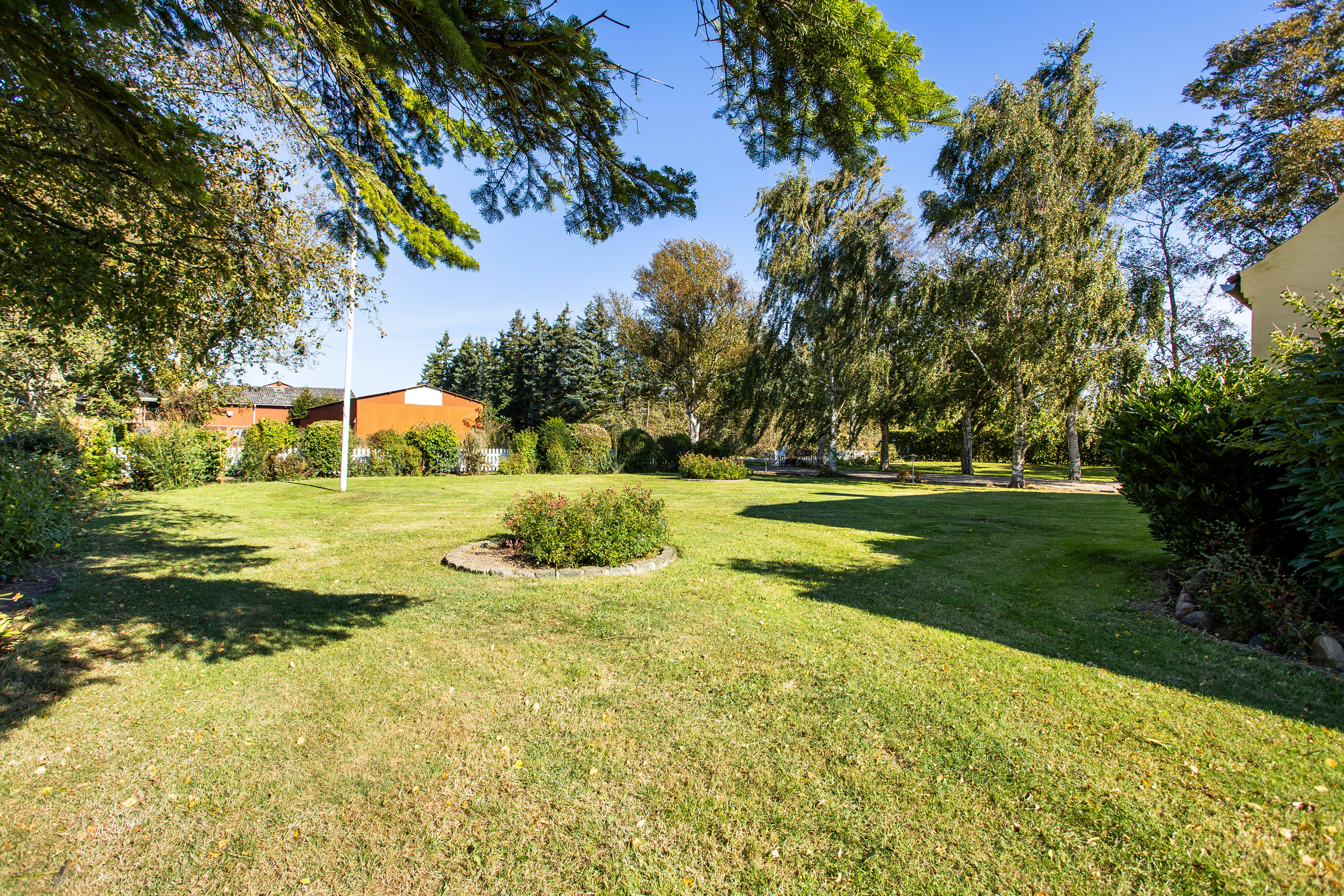 Fremhævet have billede i fuldskærmstilstand. Billede af Sognevejen 6, Olstrup, 4895 Errindlev
