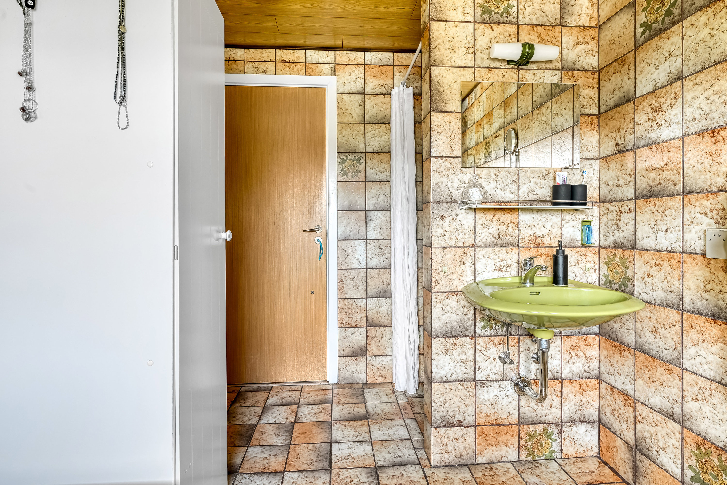 Fremhævet badeværelse billede i fuldskærmstilstand. Billede af Dalbo 68, 7200 Grindsted