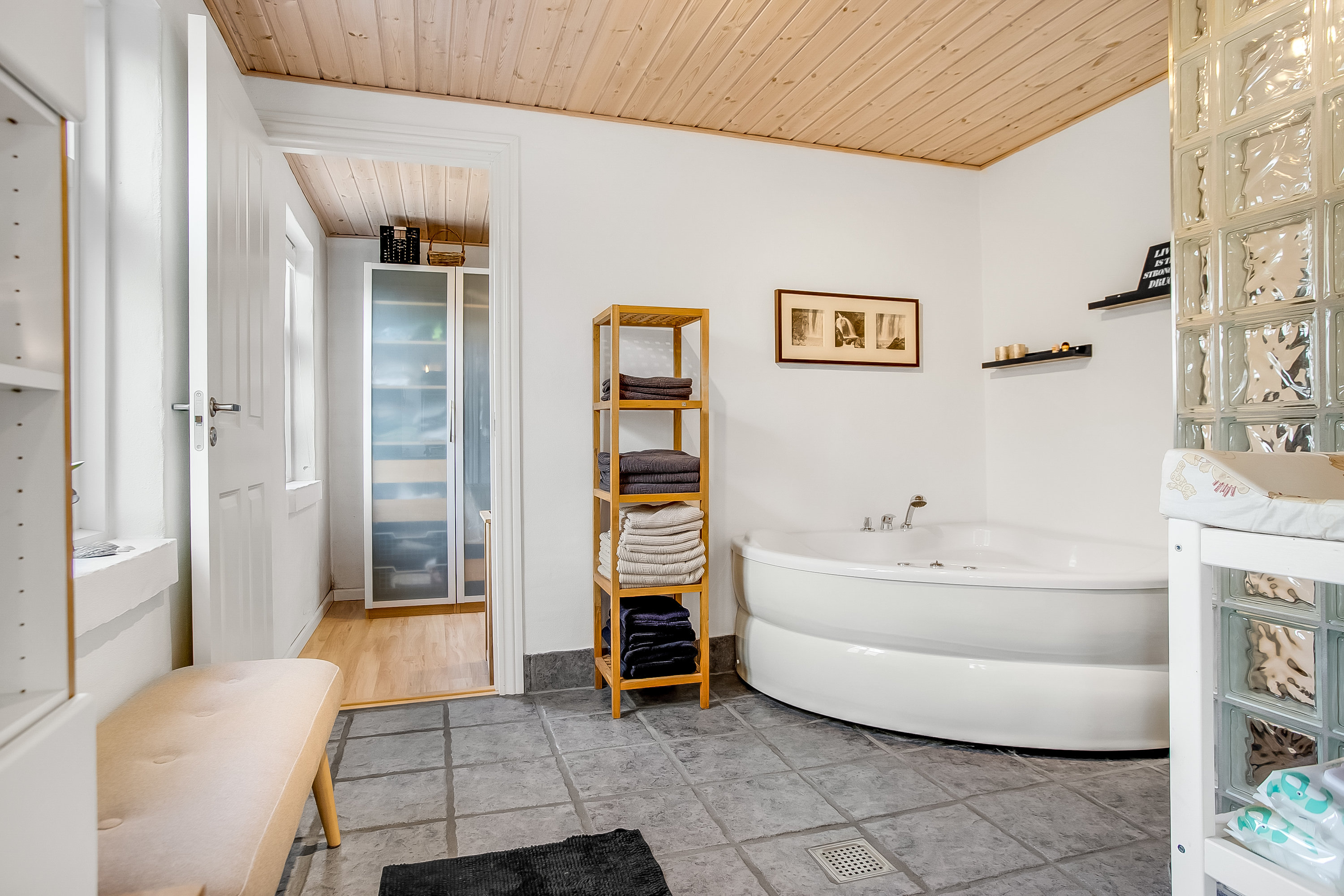 Fremhævet  billede i fuldskærmstilstand. Billede af Mølkærvej 12, Ødsted, 7100 Vejle