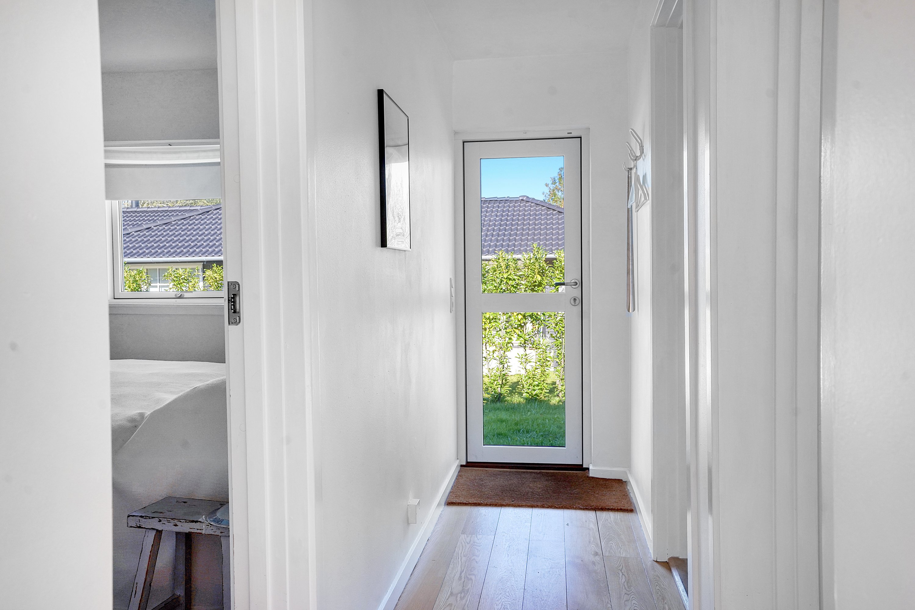 Fremhævet entré billede i fuldskærmstilstand. Billede af Ledgårdsvej 18, 3100 Hornbæk