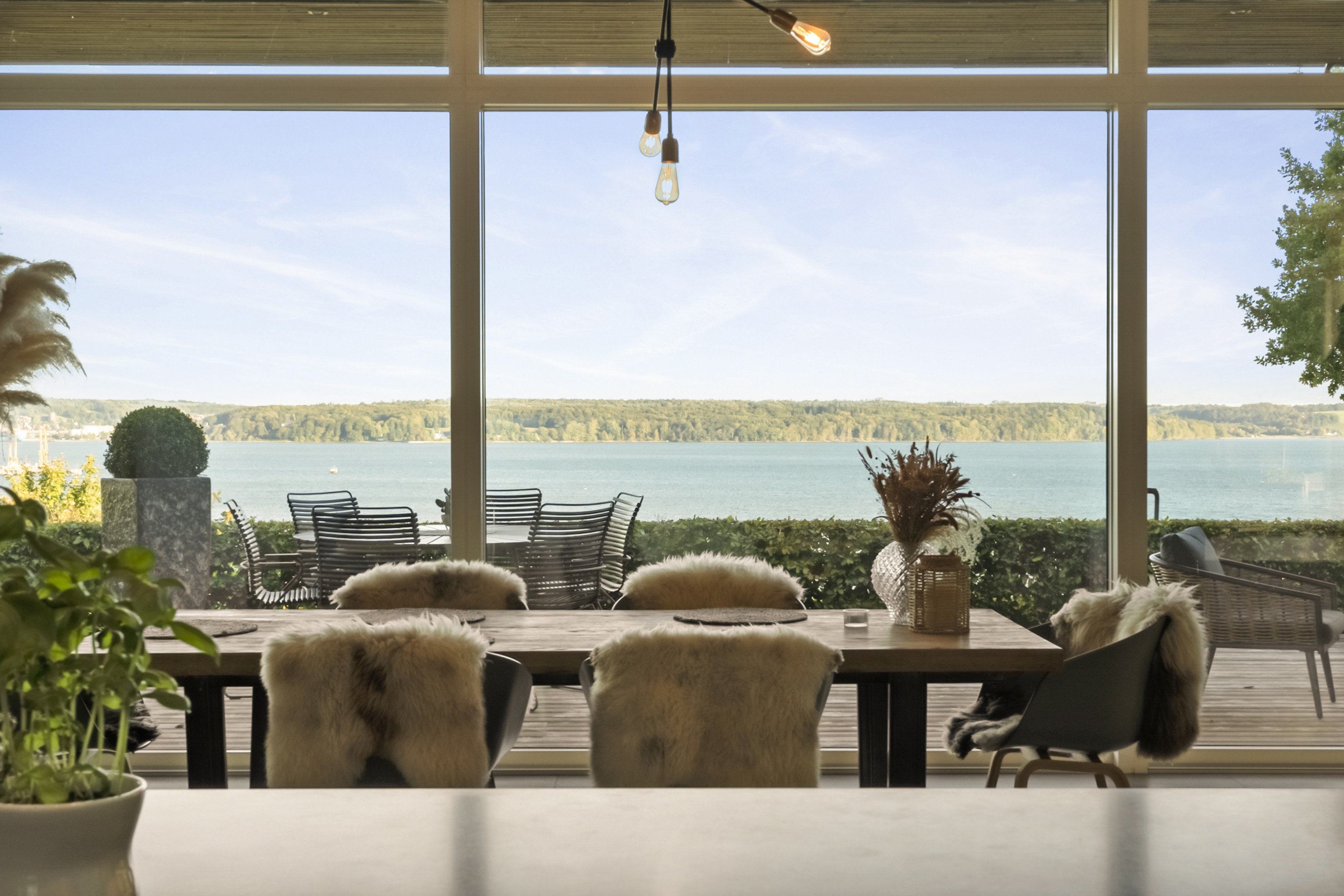 Fremhævet spisestue billede i fuldskærmstilstand. Billede af Hvilehøjvej 9, Hostrupskov, 6200 Aabenraa