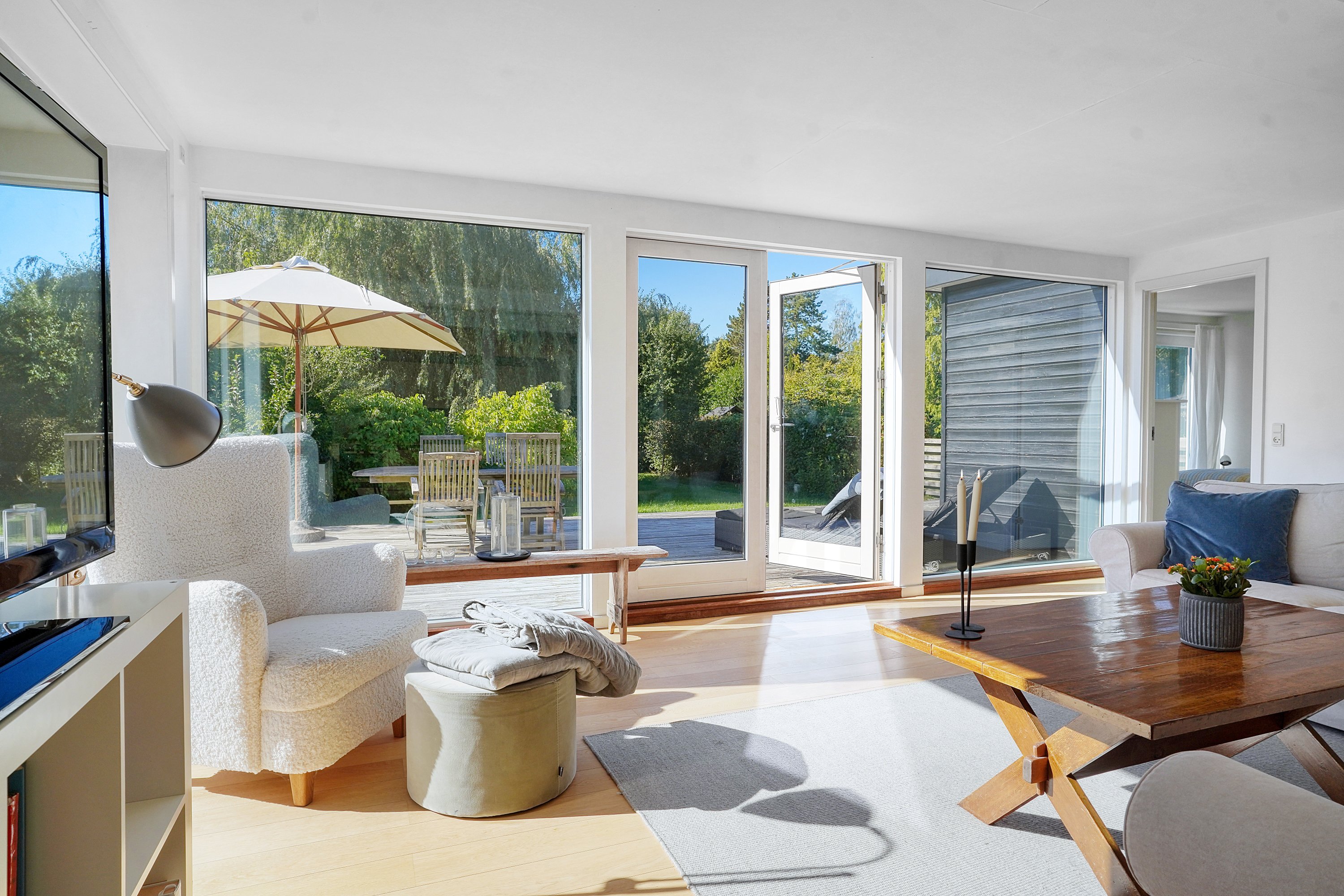 Fremhævet stue billede i fuldskærmstilstand. Billede af Ledgårdsvej 18, 3100 Hornbæk