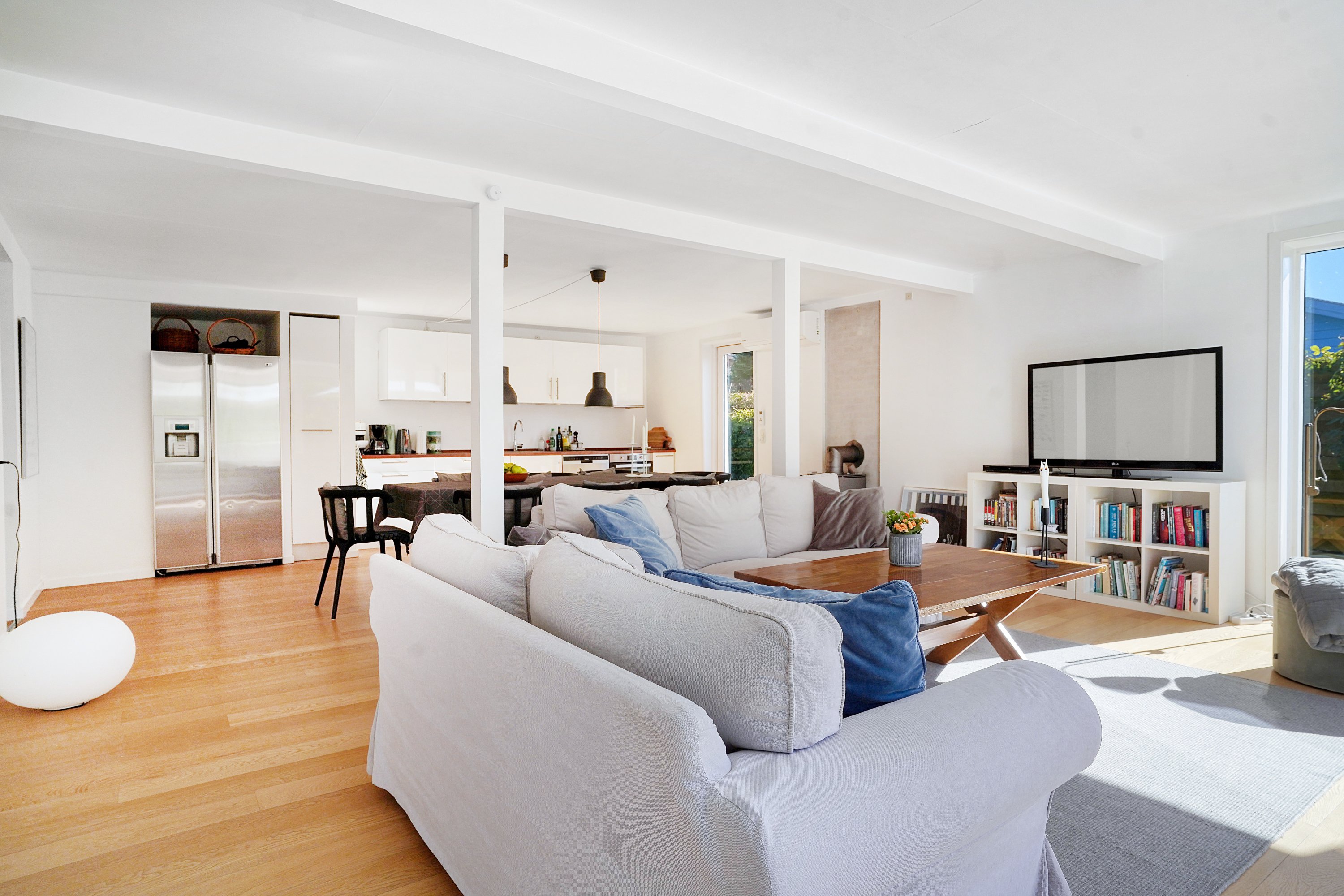 Fremhævet stue billede i fuldskærmstilstand. Billede af Ledgårdsvej 18, 3100 Hornbæk