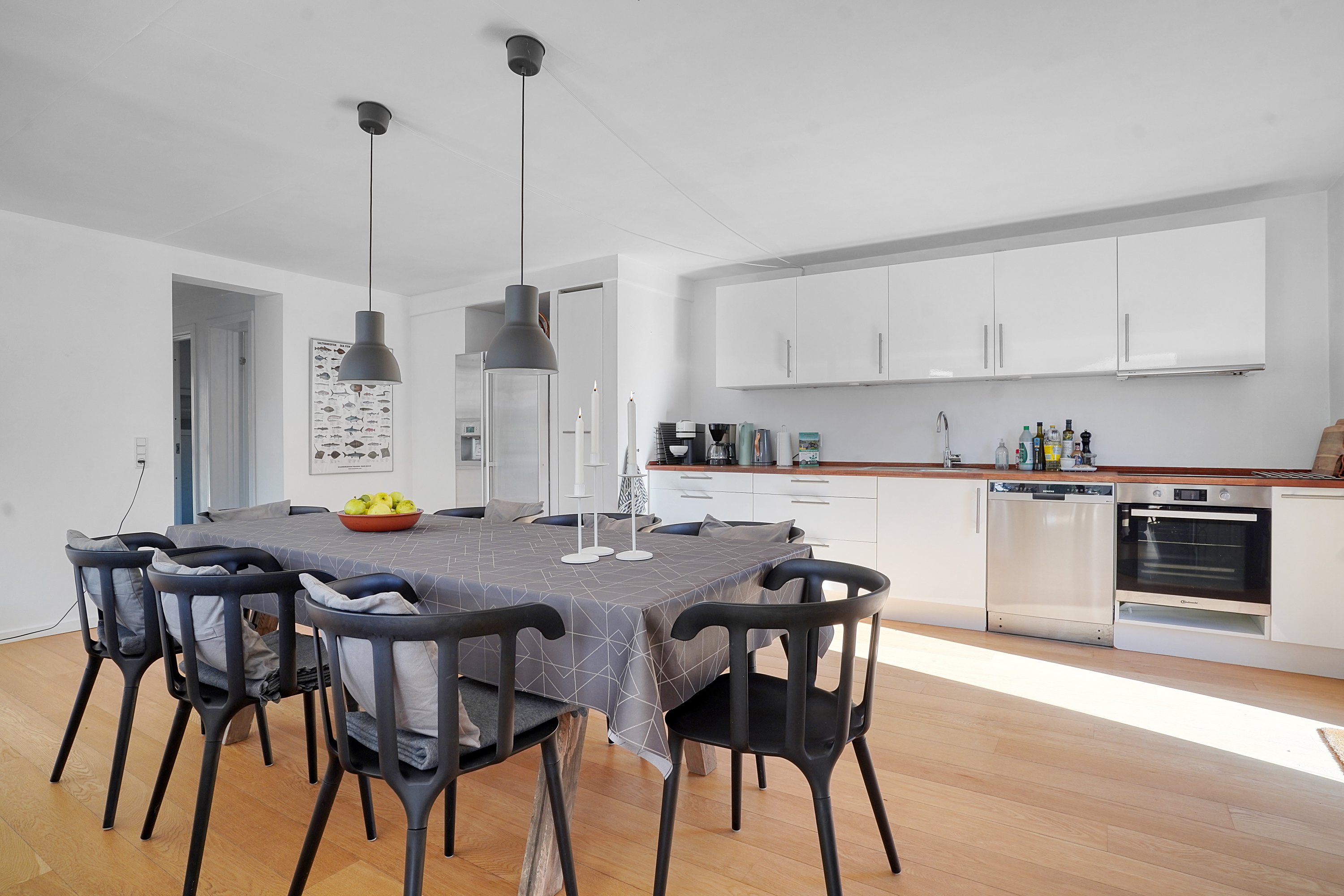 Fremhævet køkken billede i fuldskærmstilstand. Billede af Ledgårdsvej 18, 3100 Hornbæk